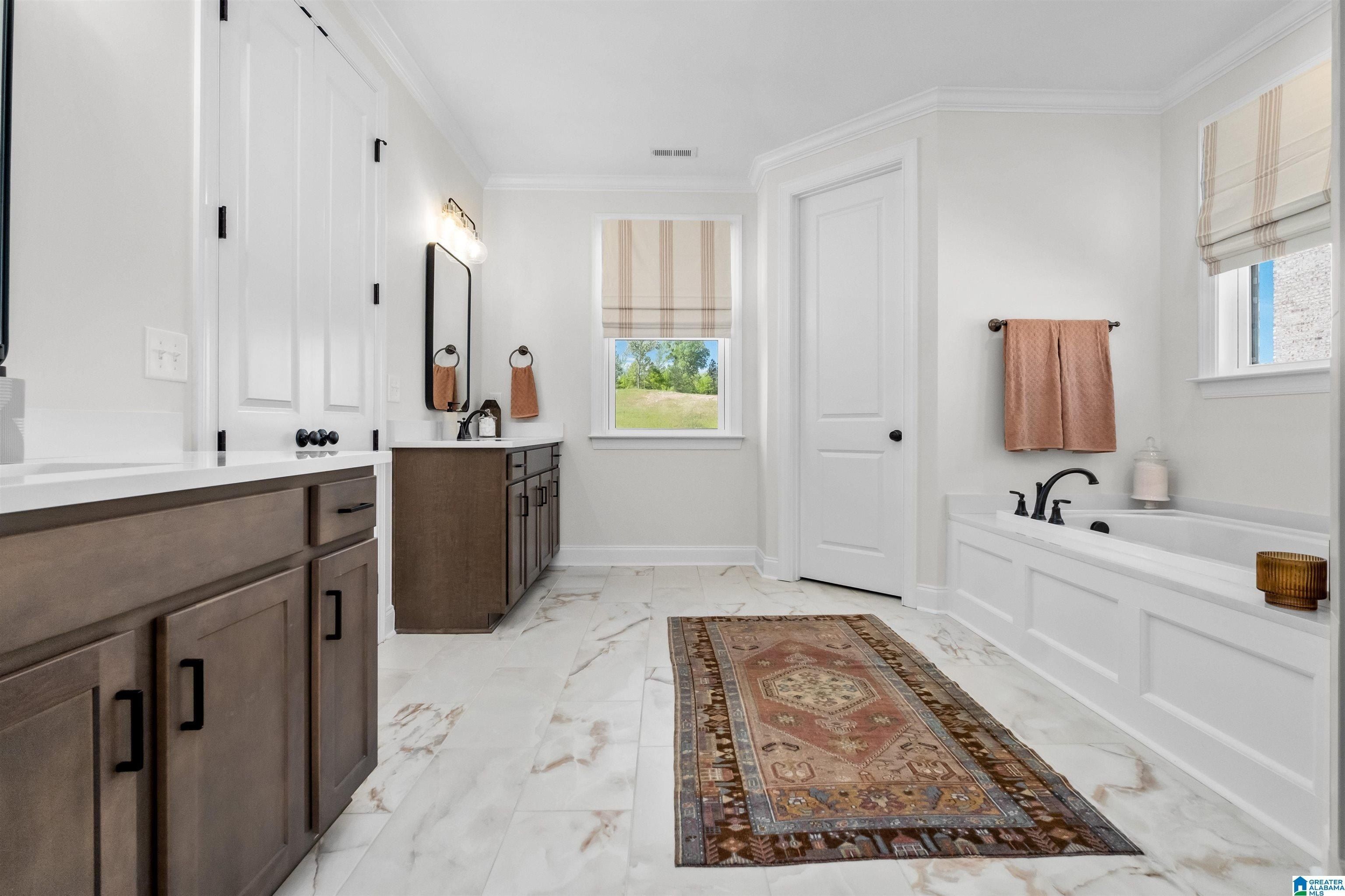 4132 Blackridge Crest. Hoover, AL 35244