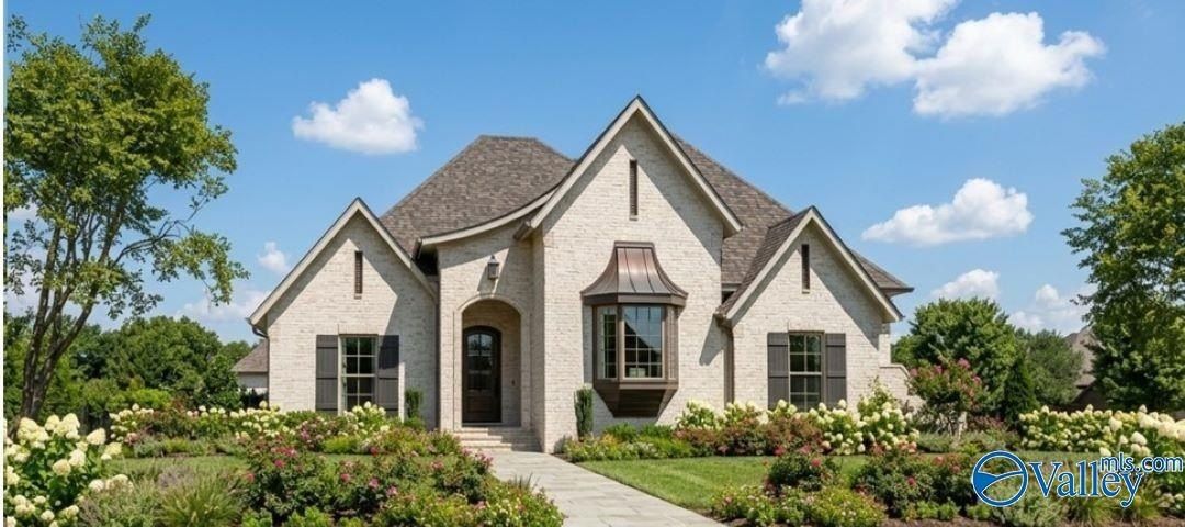 2525 Legacy Cove Drive. Decatur, AL 35601