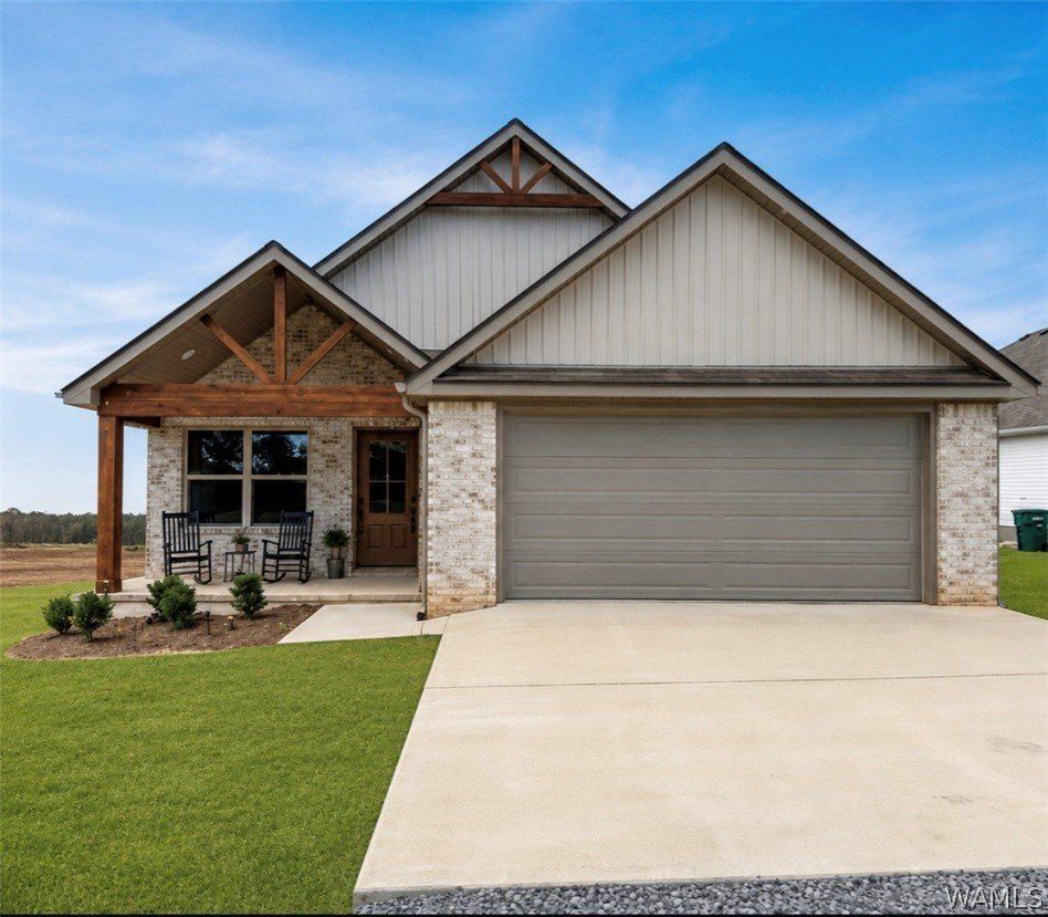 11604 Cripple Creek Road. Berry, AL 35546