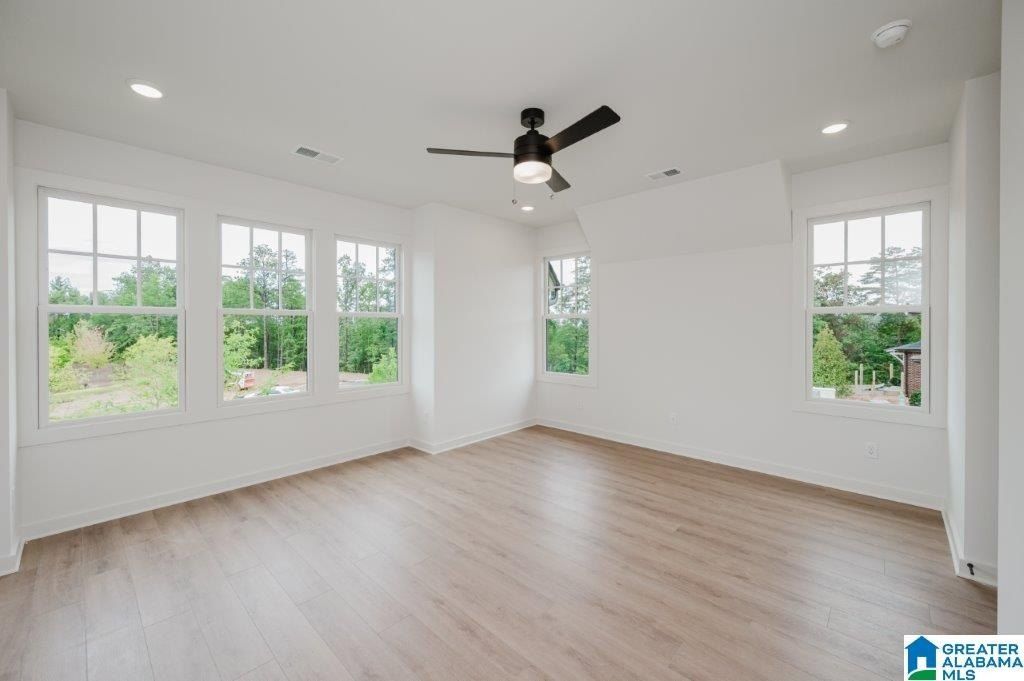4553 Rivo Crescent. Hoover, AL 35244