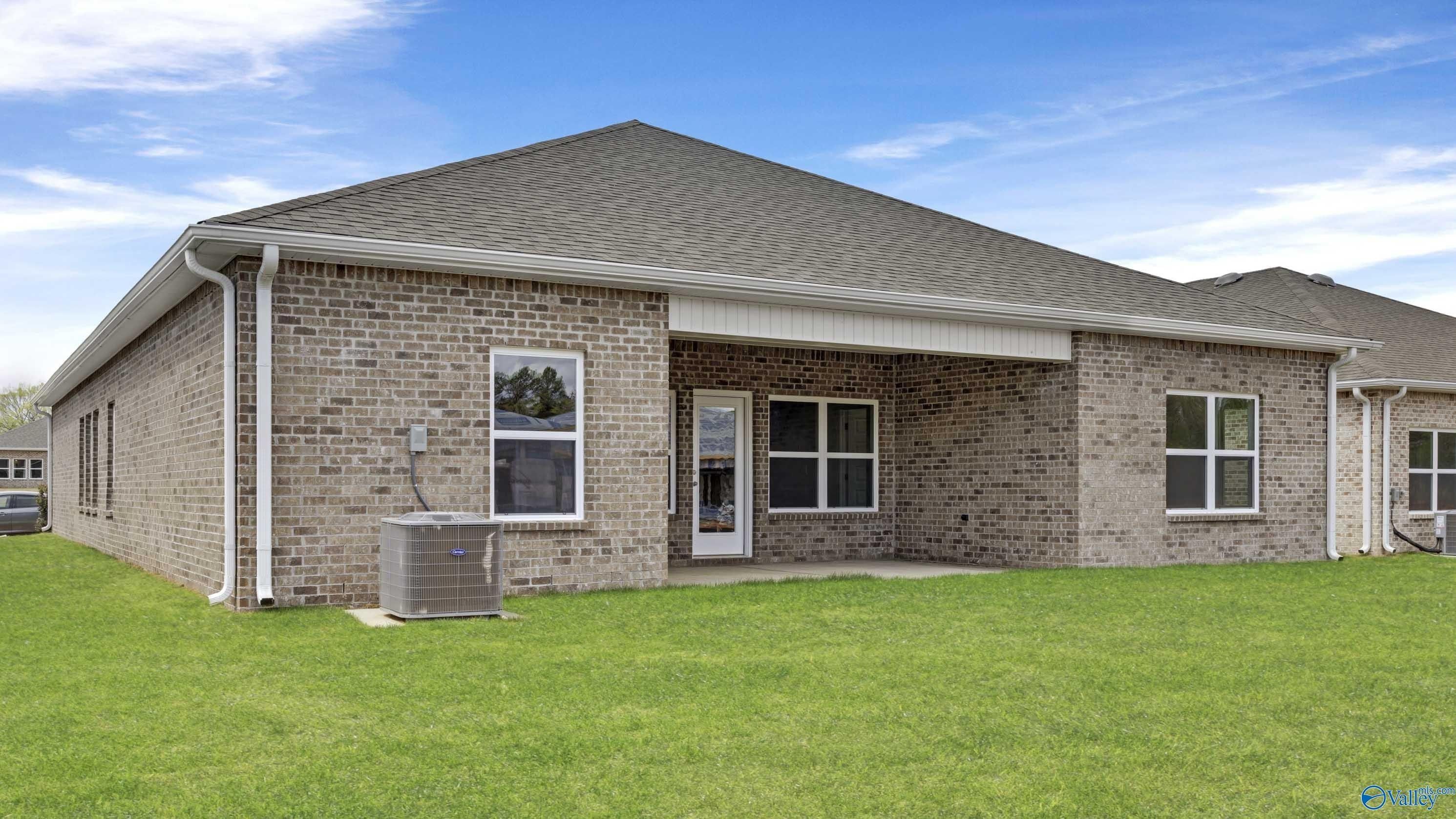 17650 Sapphire Lane. Harvest, AL 35749