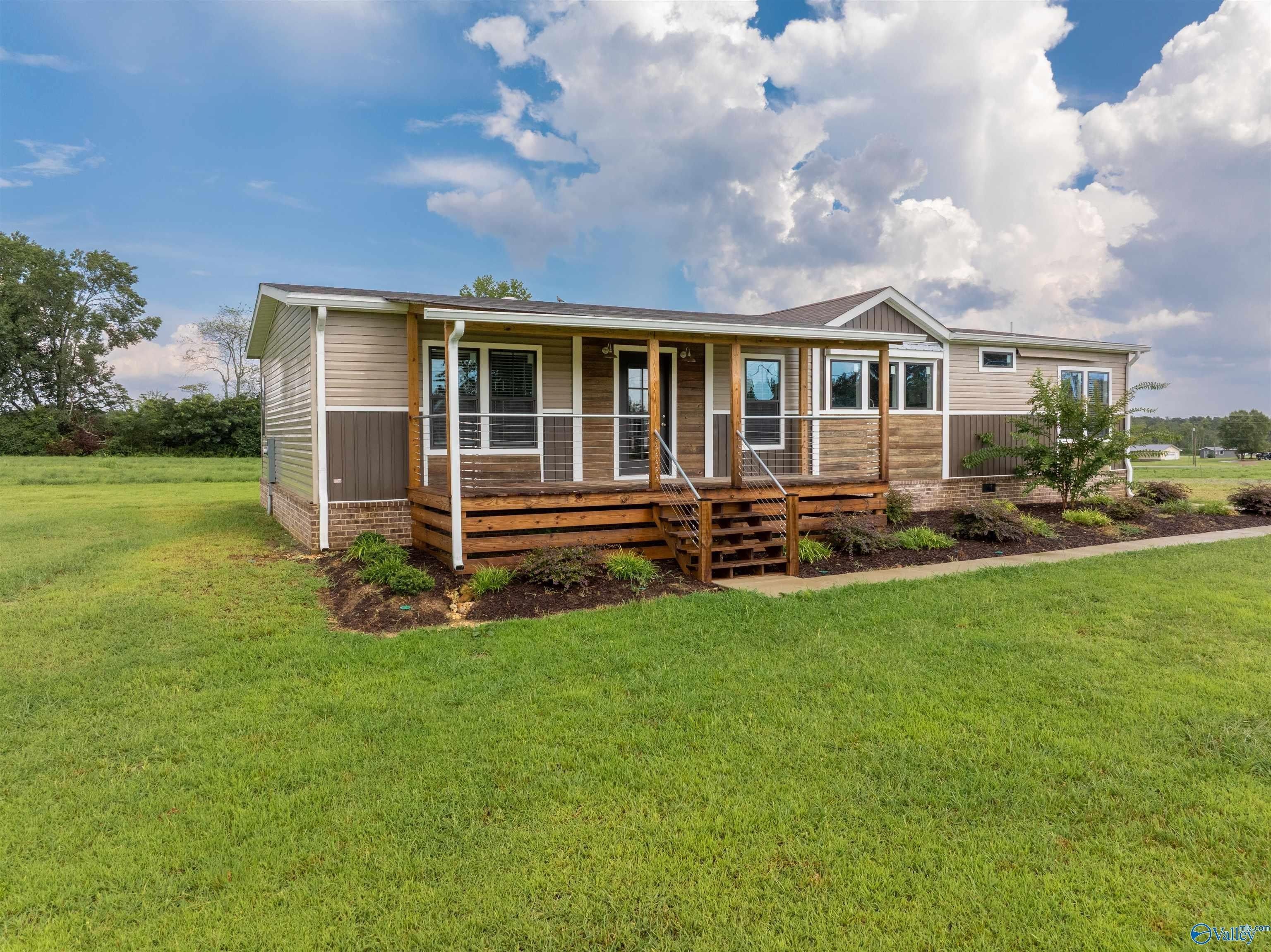 170 County Road 732. Henagar, AL 35978
