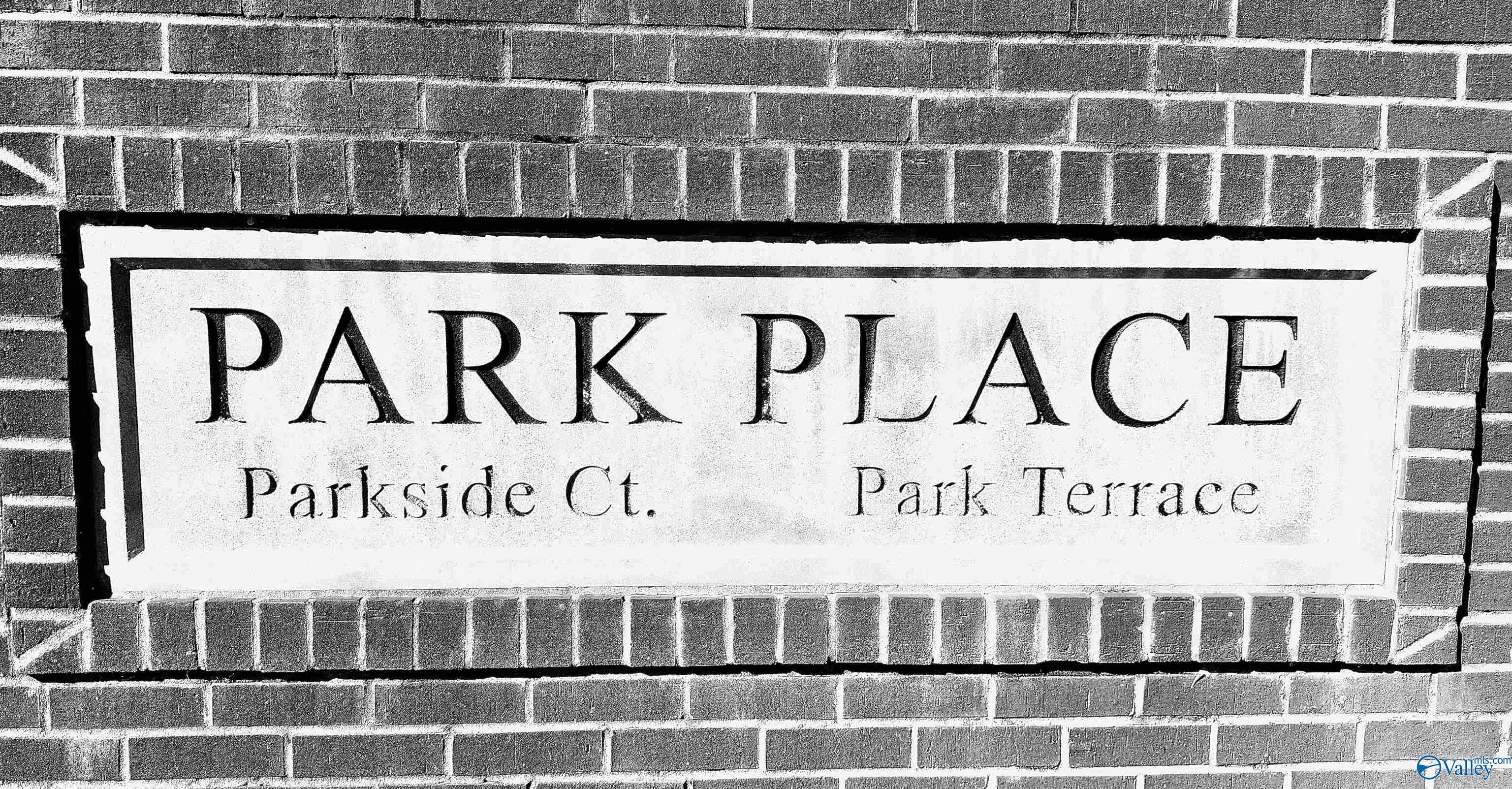 903 Parkside Court. Decatur, AL 35601