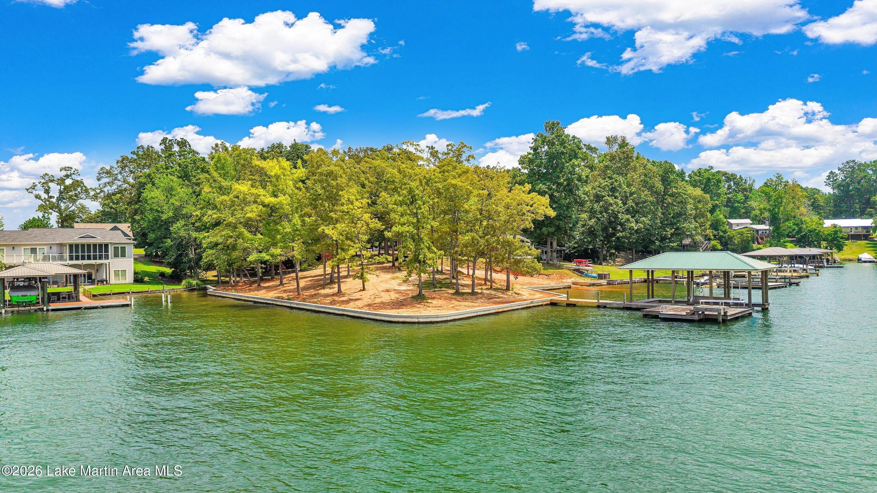 141 Holiday Dr. Dadeville, AL 36853