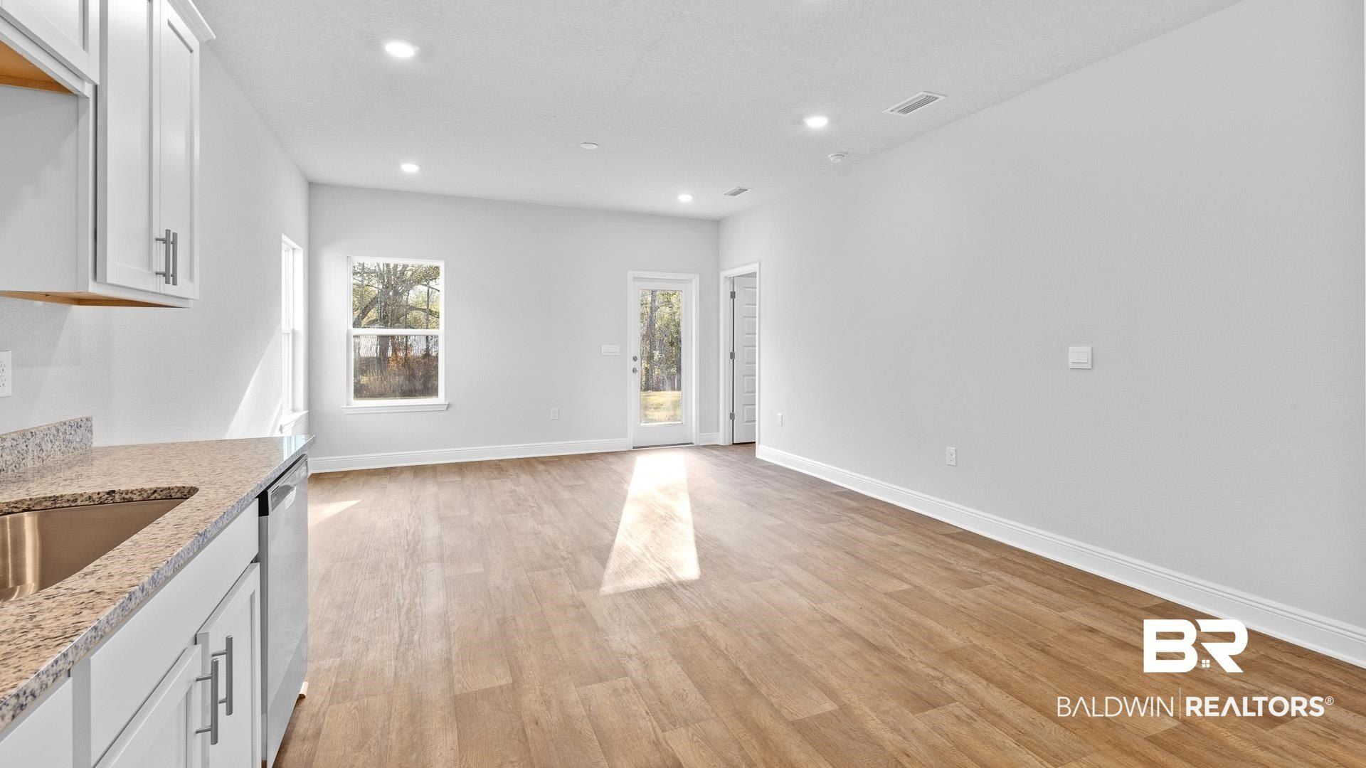 7699 Sable Drive. Foley, AL 36535