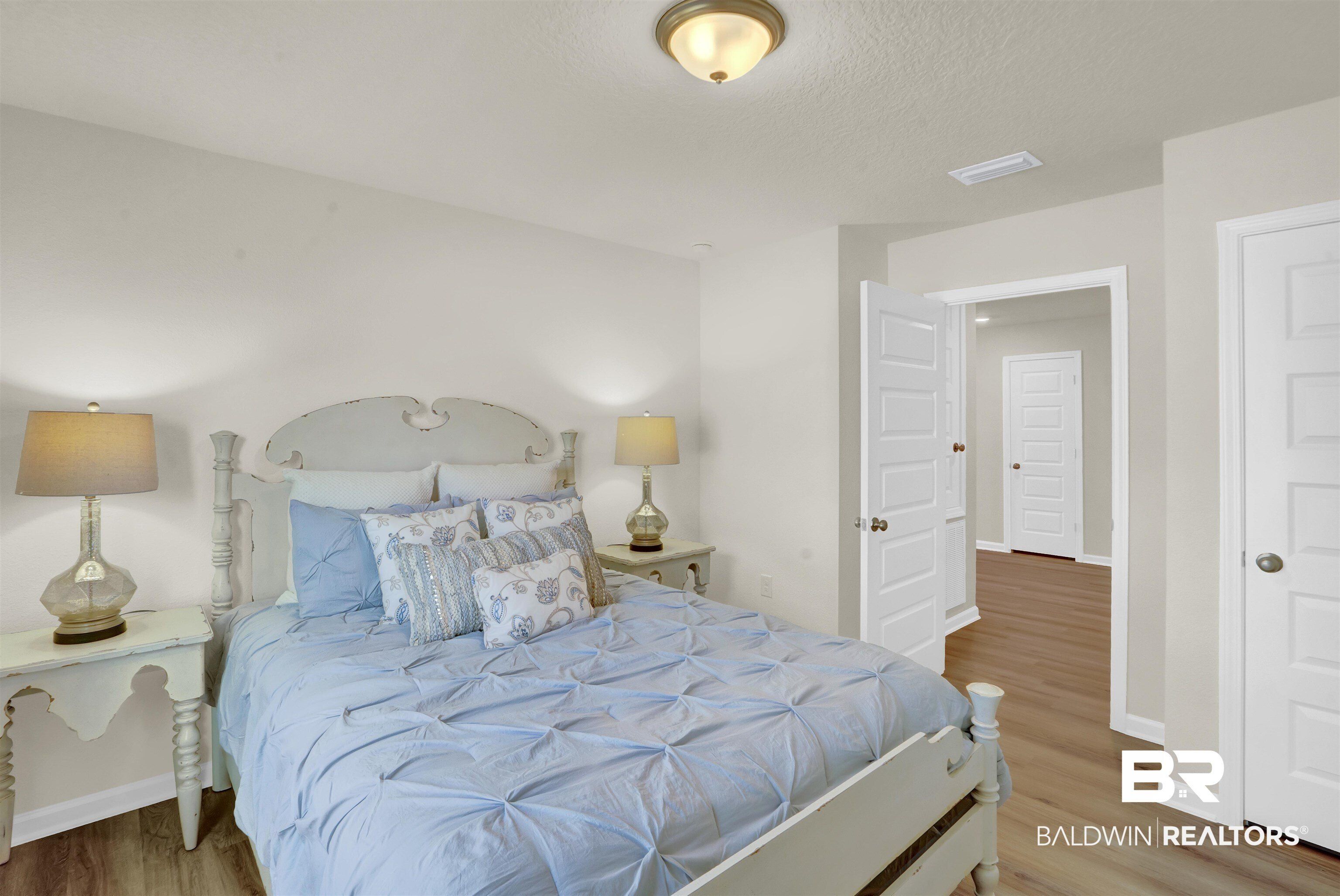 21012 Gibson Avenue. Robertsdale, AL 36567