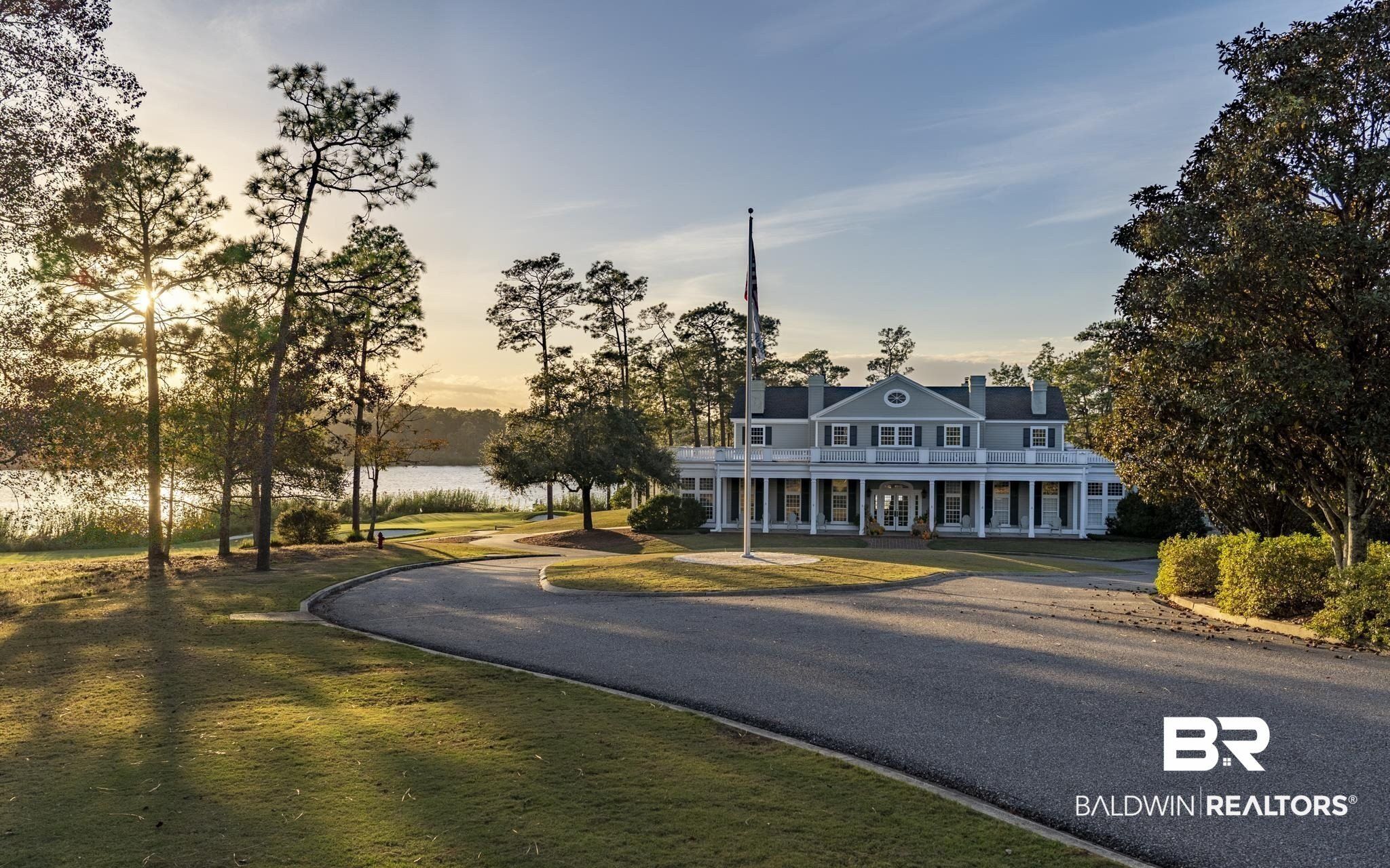 17169 S Chapel Grove. Loxley, AL 36551