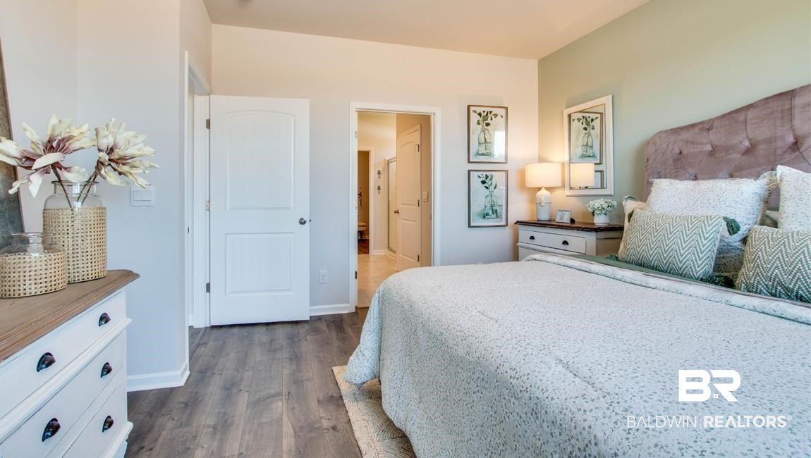12651 Waterfall. Fairhope, AL 36532