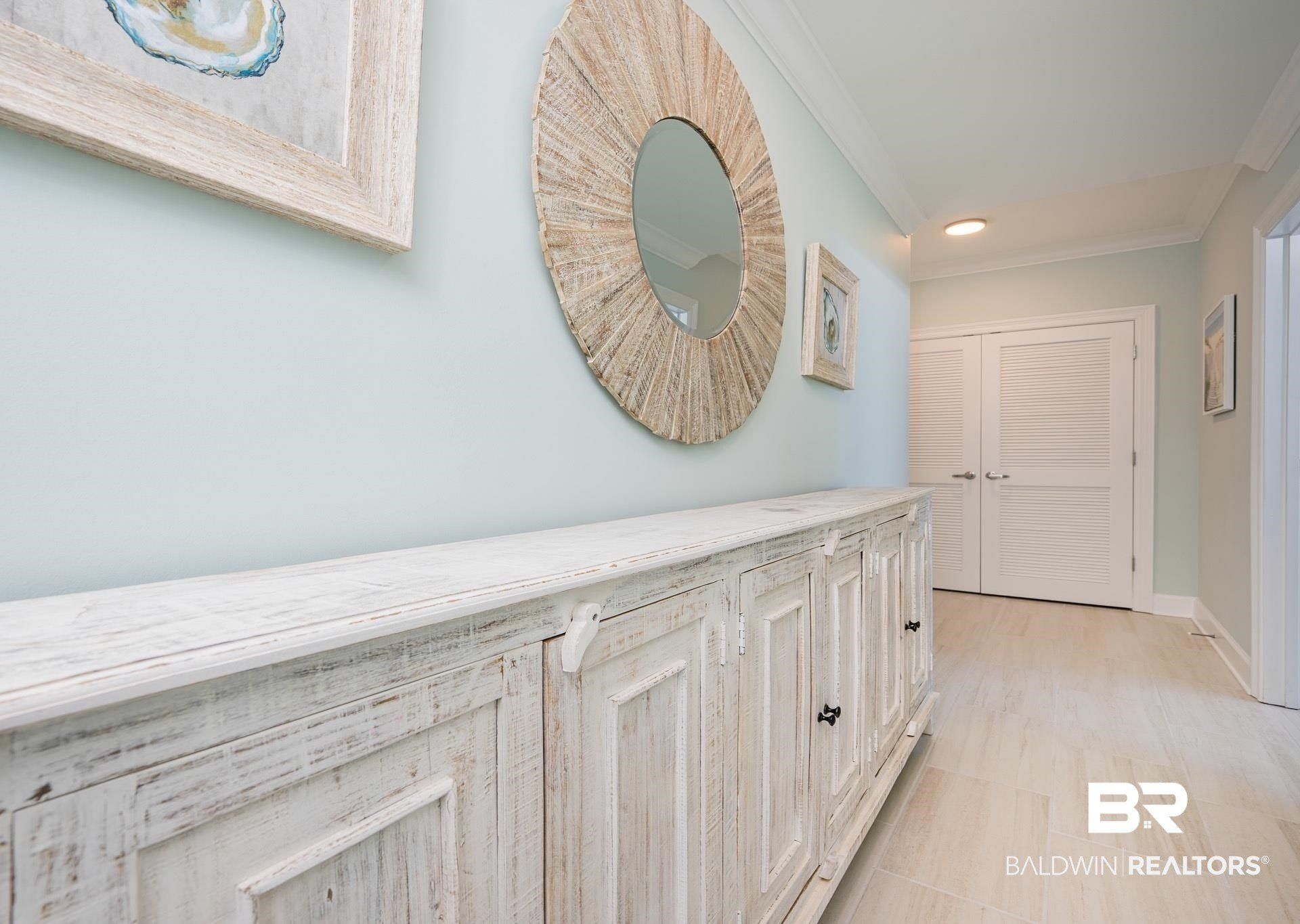 533 E Beach Boulevard. Gulf Shores, AL 36542