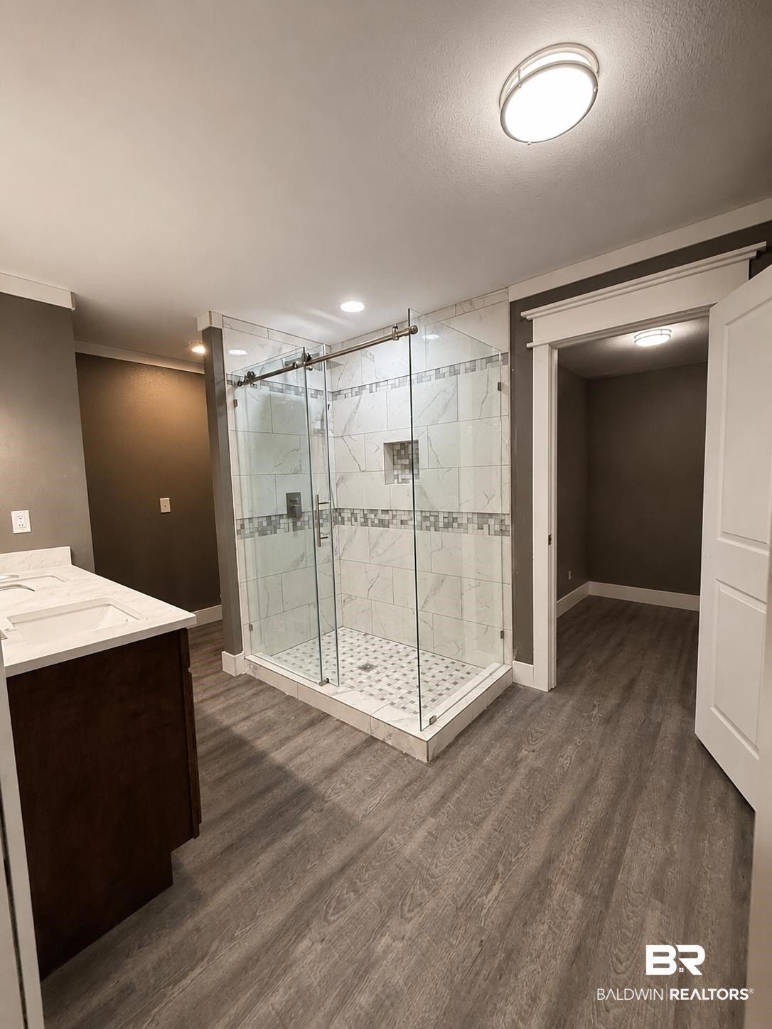 338 Ridgewood Drive. Daphne, AL 36526