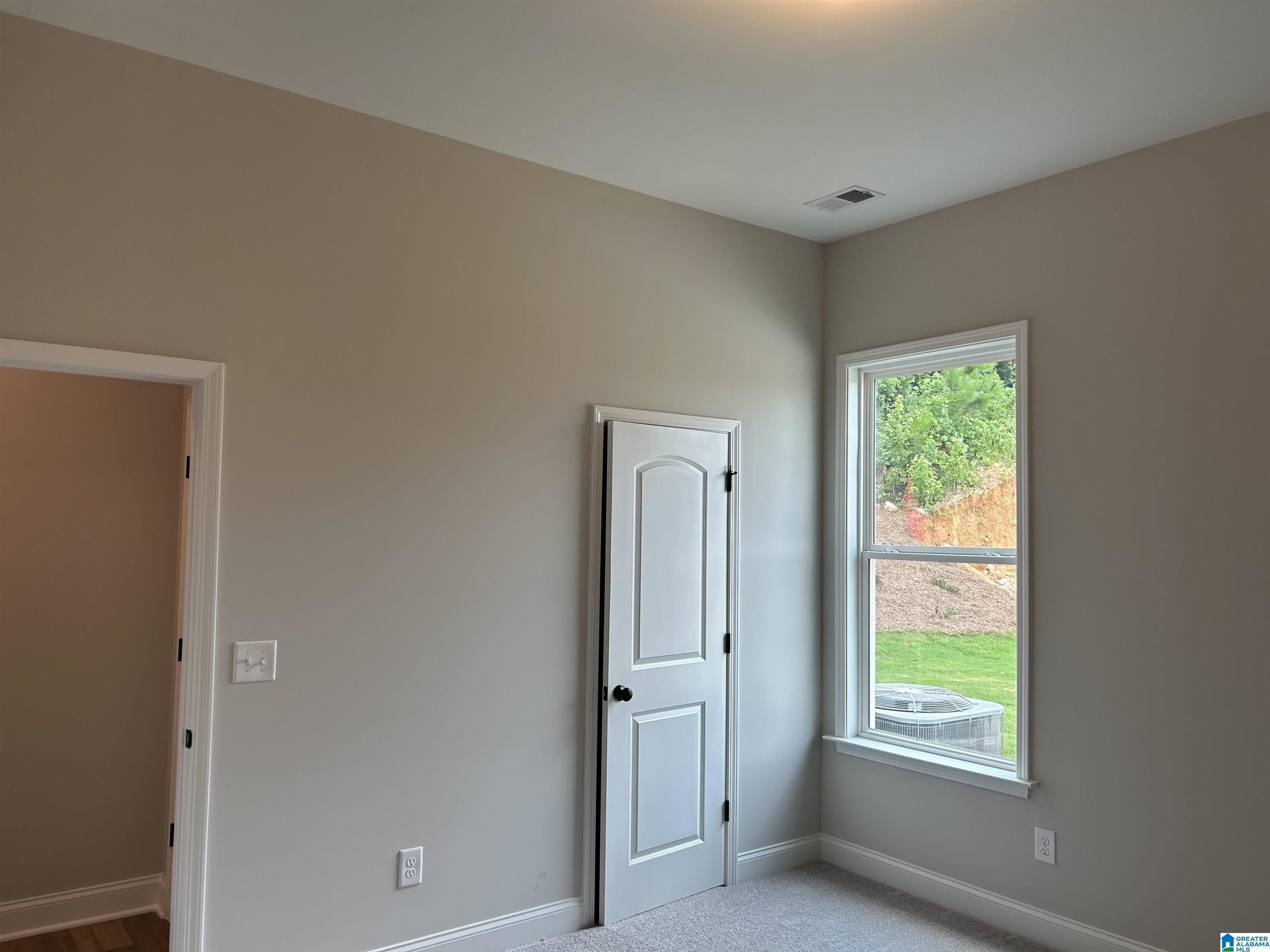 525 Ramsgate Drive. Alabaster, AL 35114