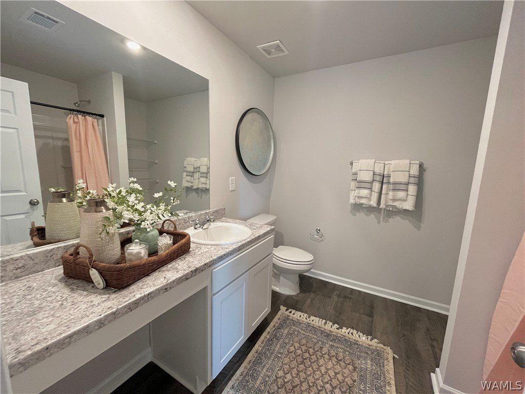 14306 Mistletoe Lane. Tuscaloosa, AL 35405