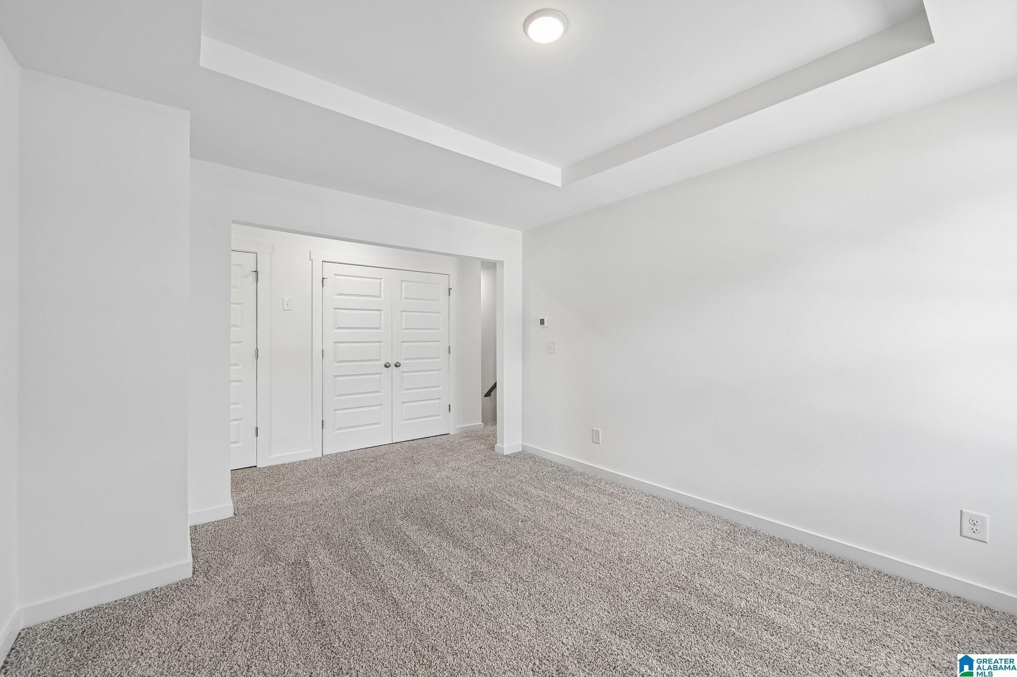 09886 Roseville Place. Warrior, AL 35180