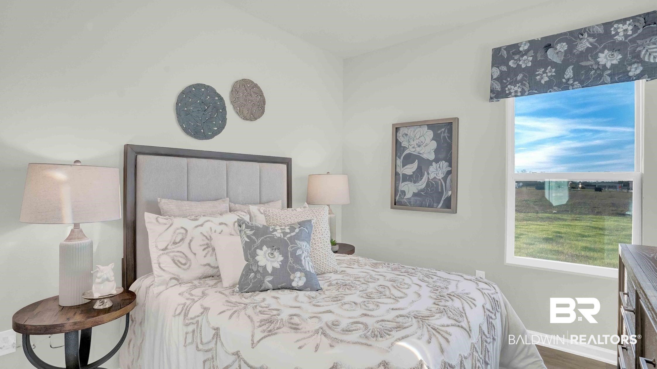 186 Ferdinand Avenue. Fairhope, AL 36532