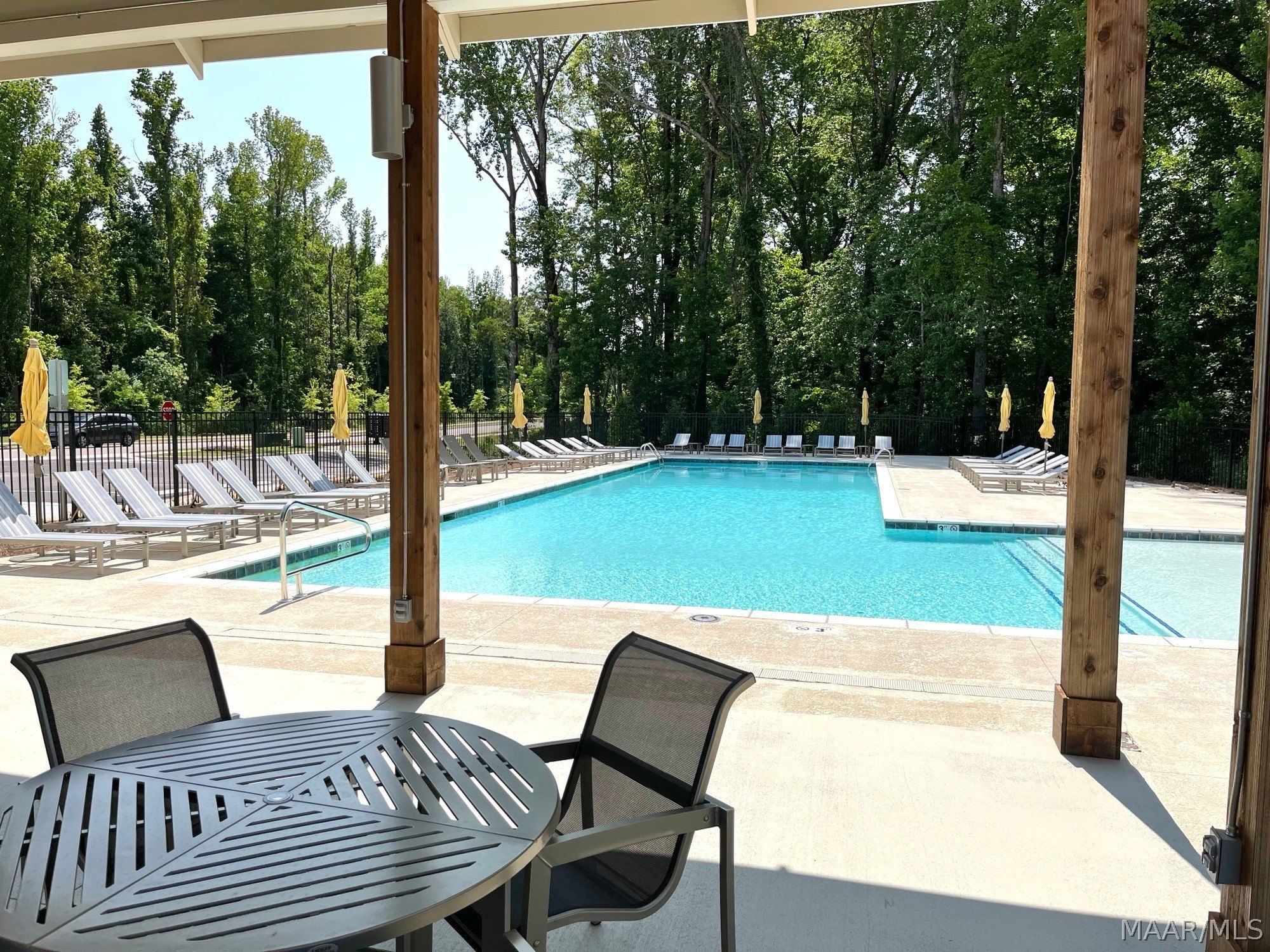 556 Argyle Circle. Pike Road, AL 36064
