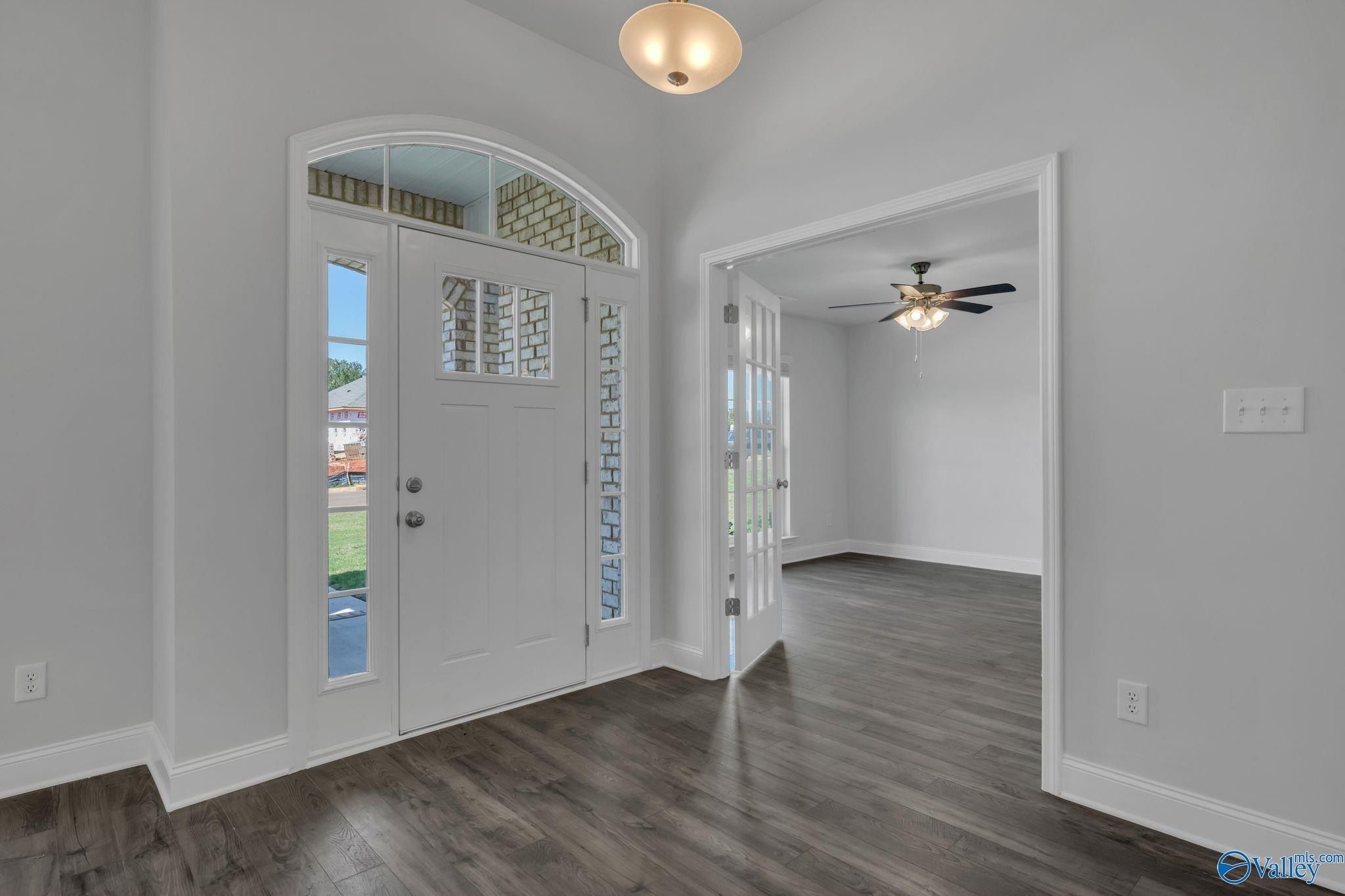 325 Carnation Avenue. Meridianville, AL 35759