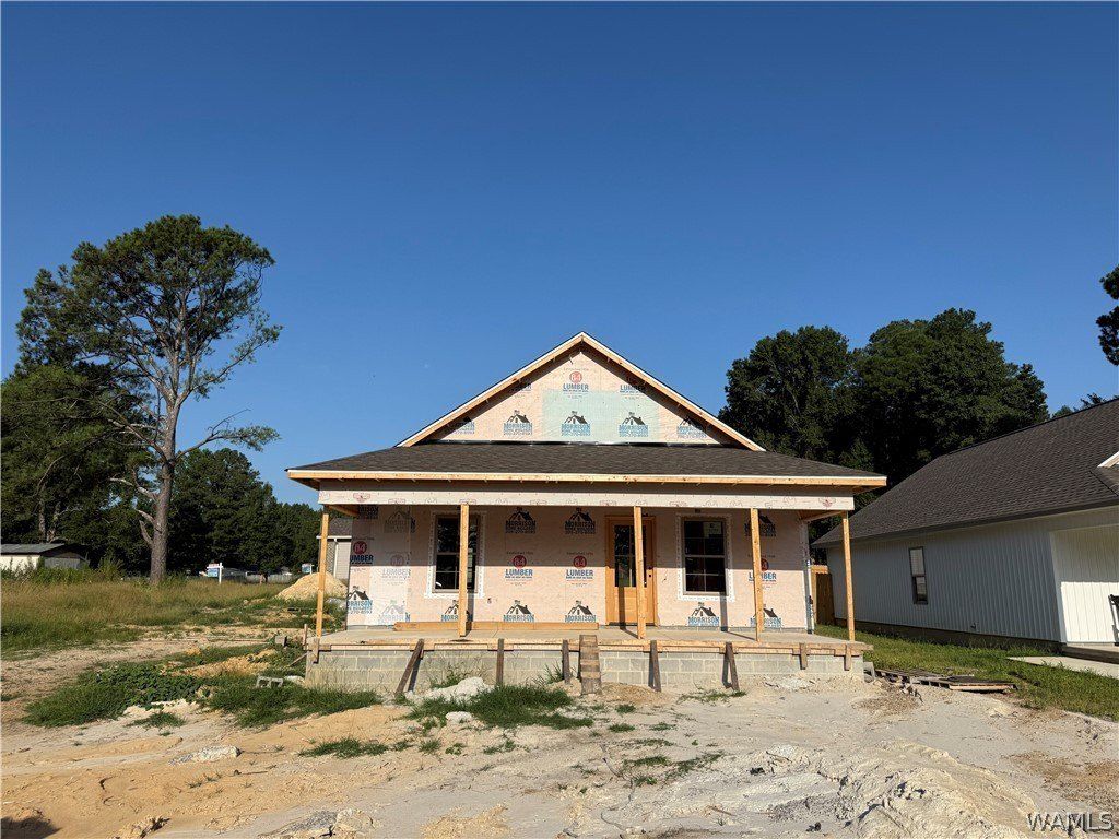 332 Armory Ave. Berry, AL 35546