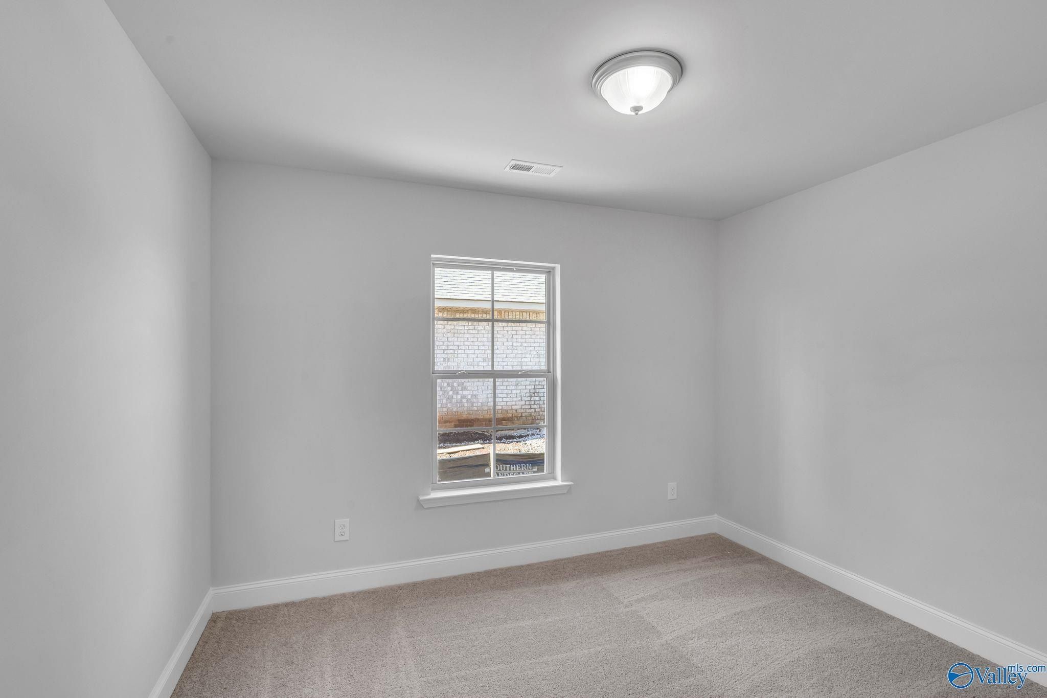 15439 Springbrook Trace. Athens, AL 35611