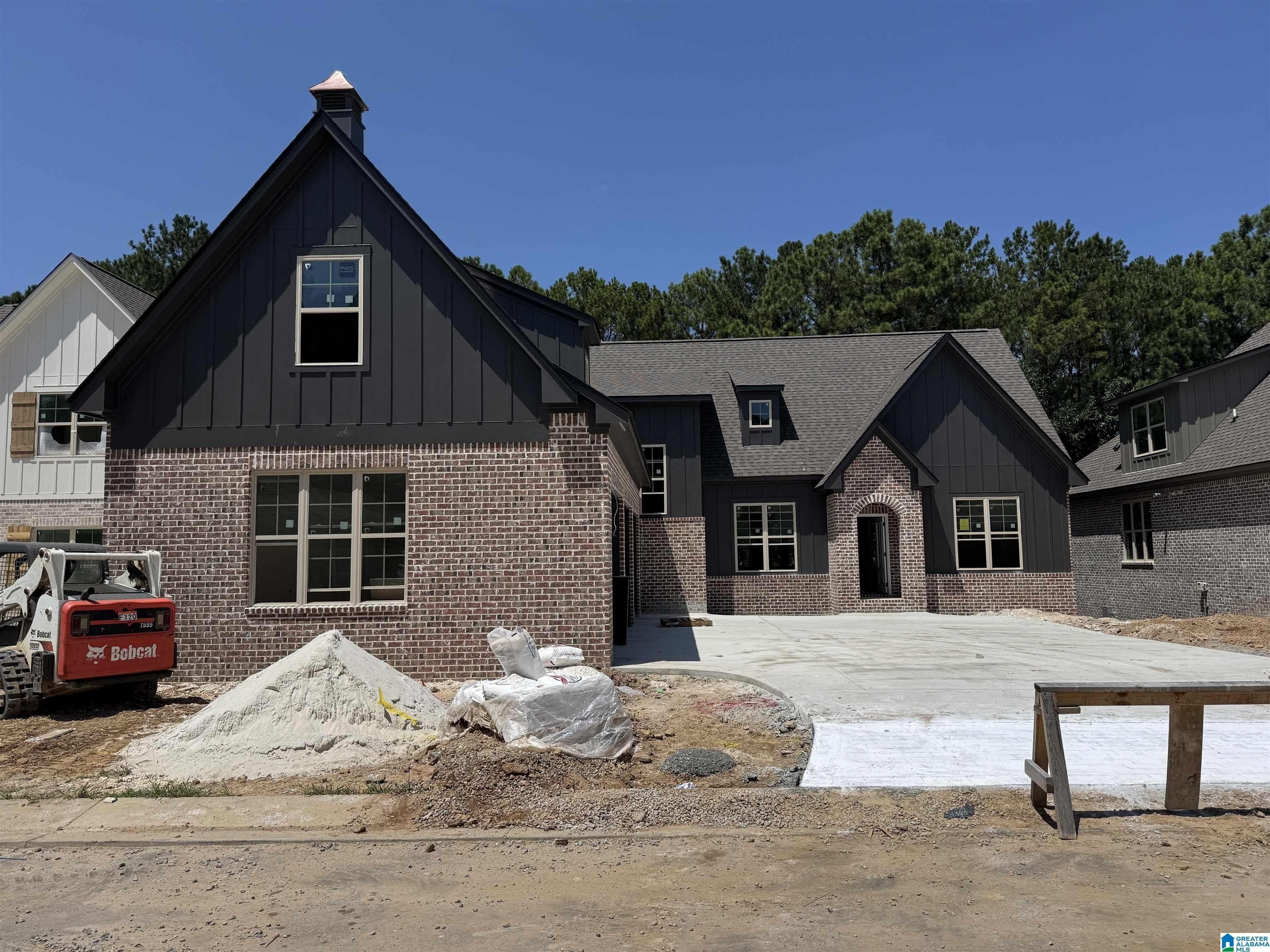 138 Glengerry Drive. Pelham, AL 35124