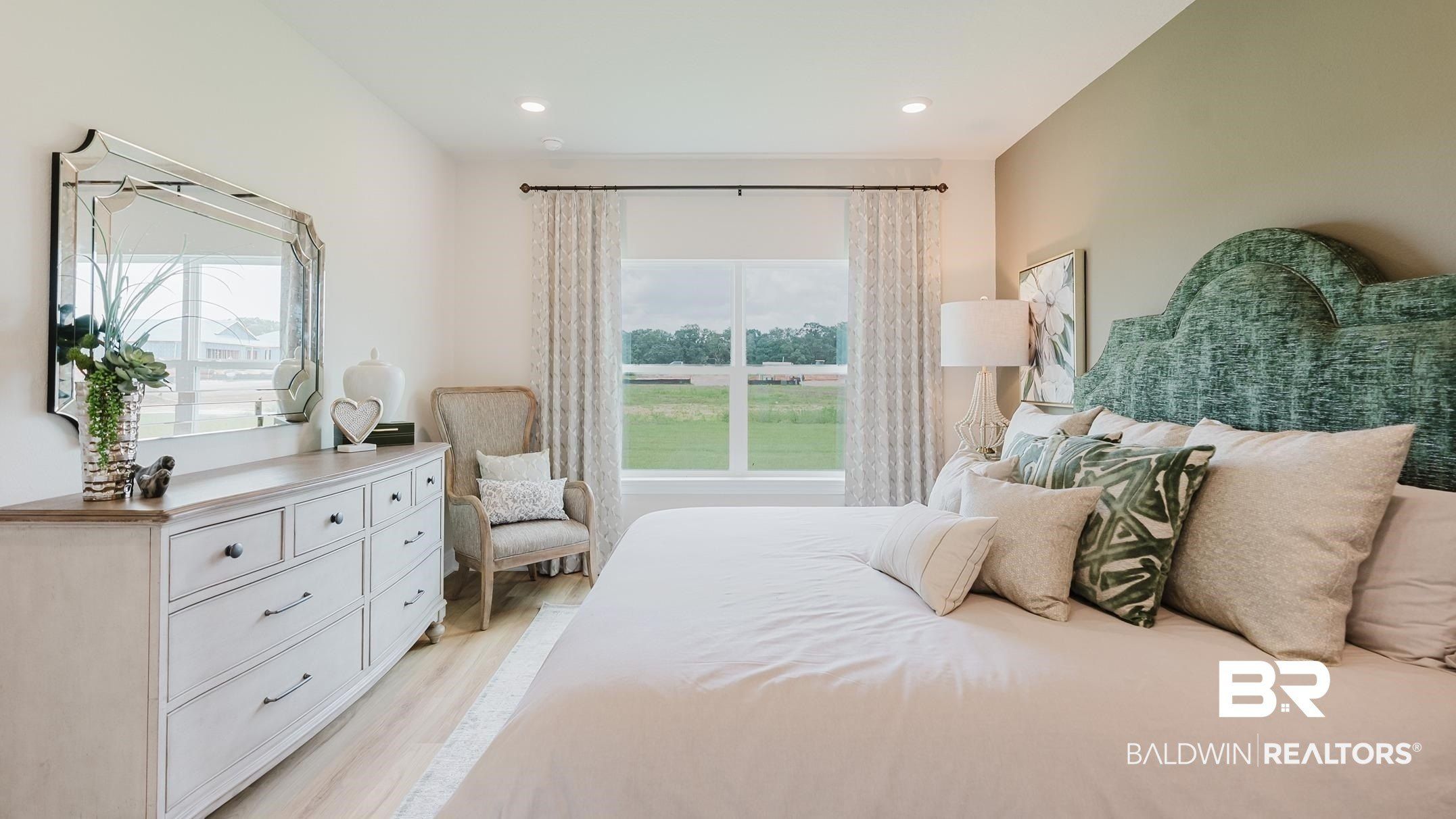 28195 Autumn Lakes Circle. Elberta, AL 36530