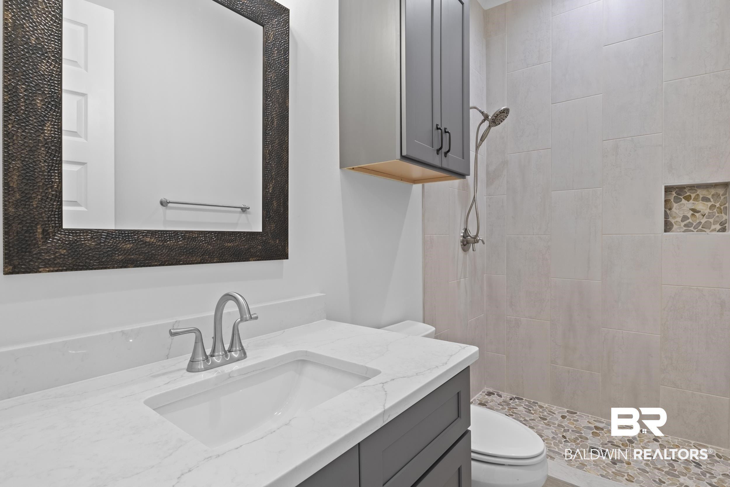 5119 Sampson Avenue. Orange Beach, AL 36561