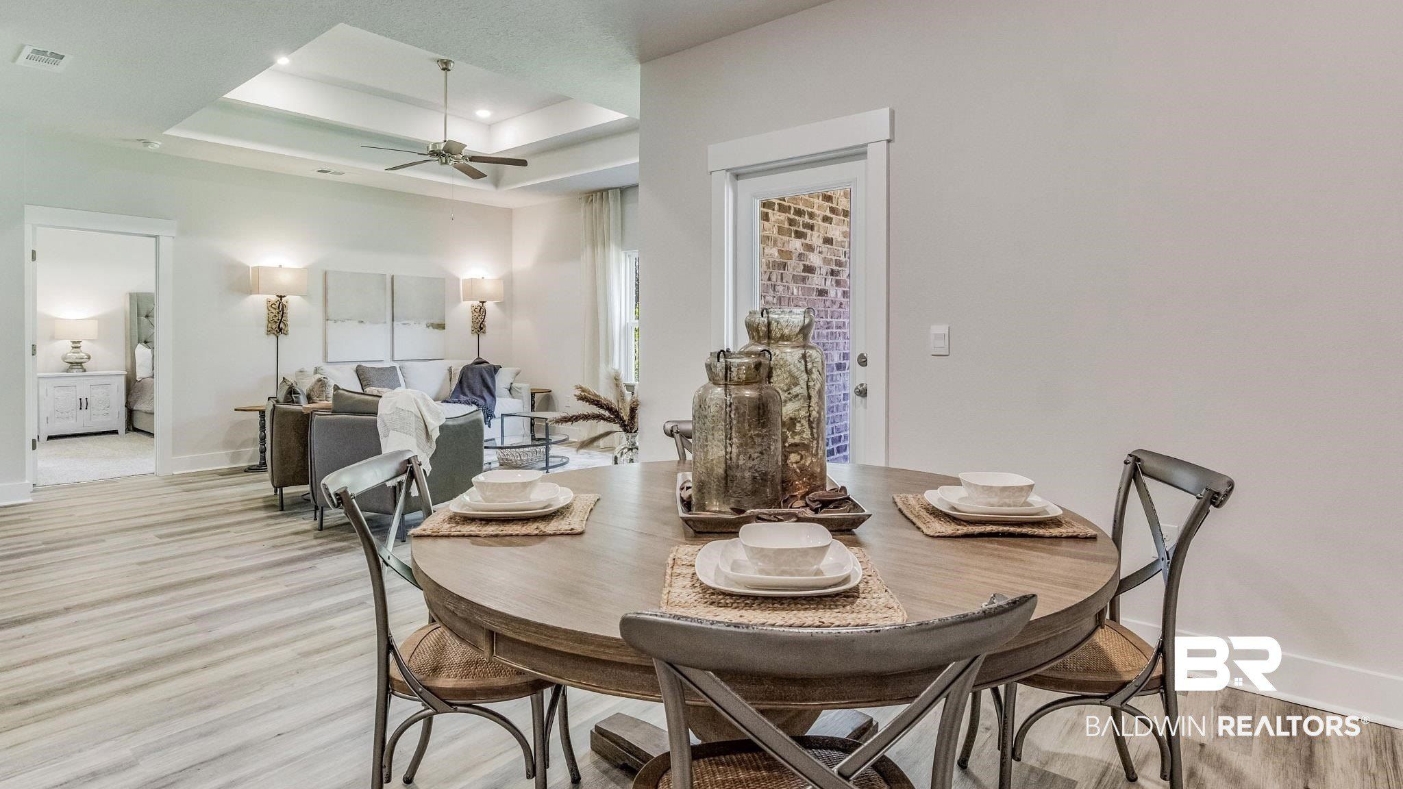 21250 Teluga Avenue. Fairhope, AL 36532