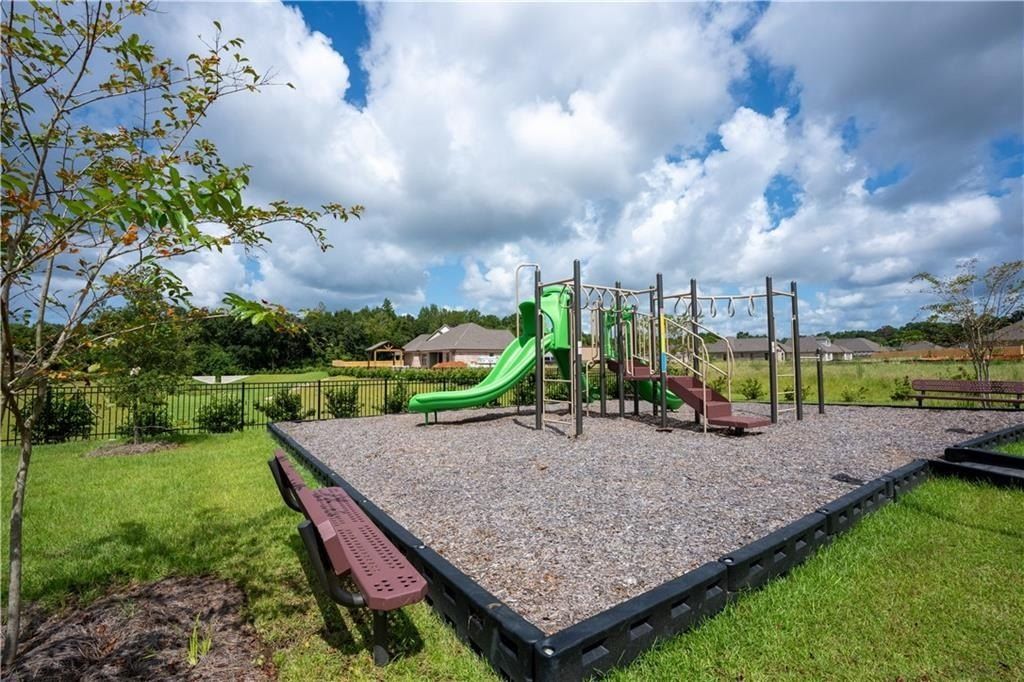 27288 Patch Place Loop. Daphne, AL 36526
