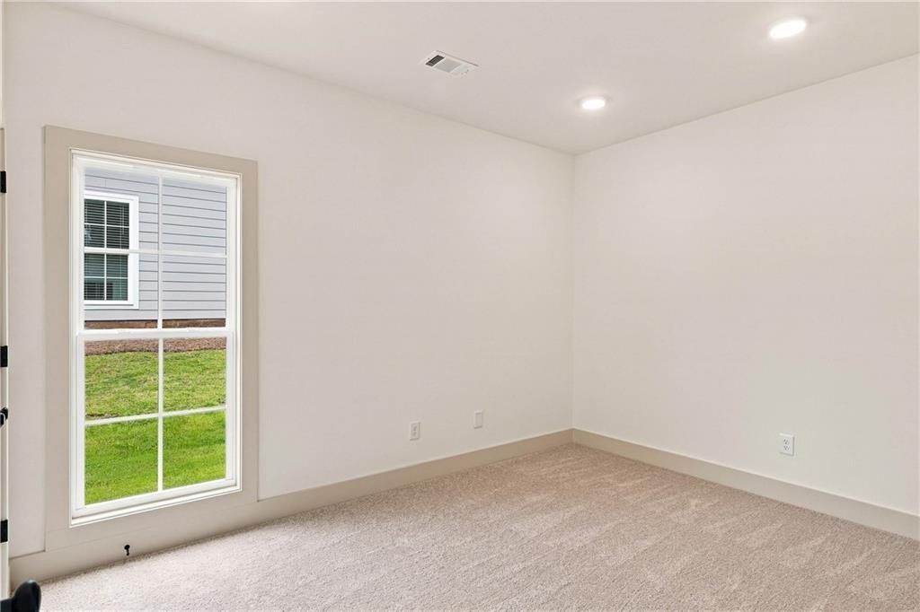 3216 Bradley Lane. Auburn, AL 36830
