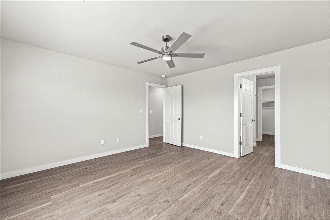 311  313 Nw 65Th Avenue. Bentonville, AR 72713