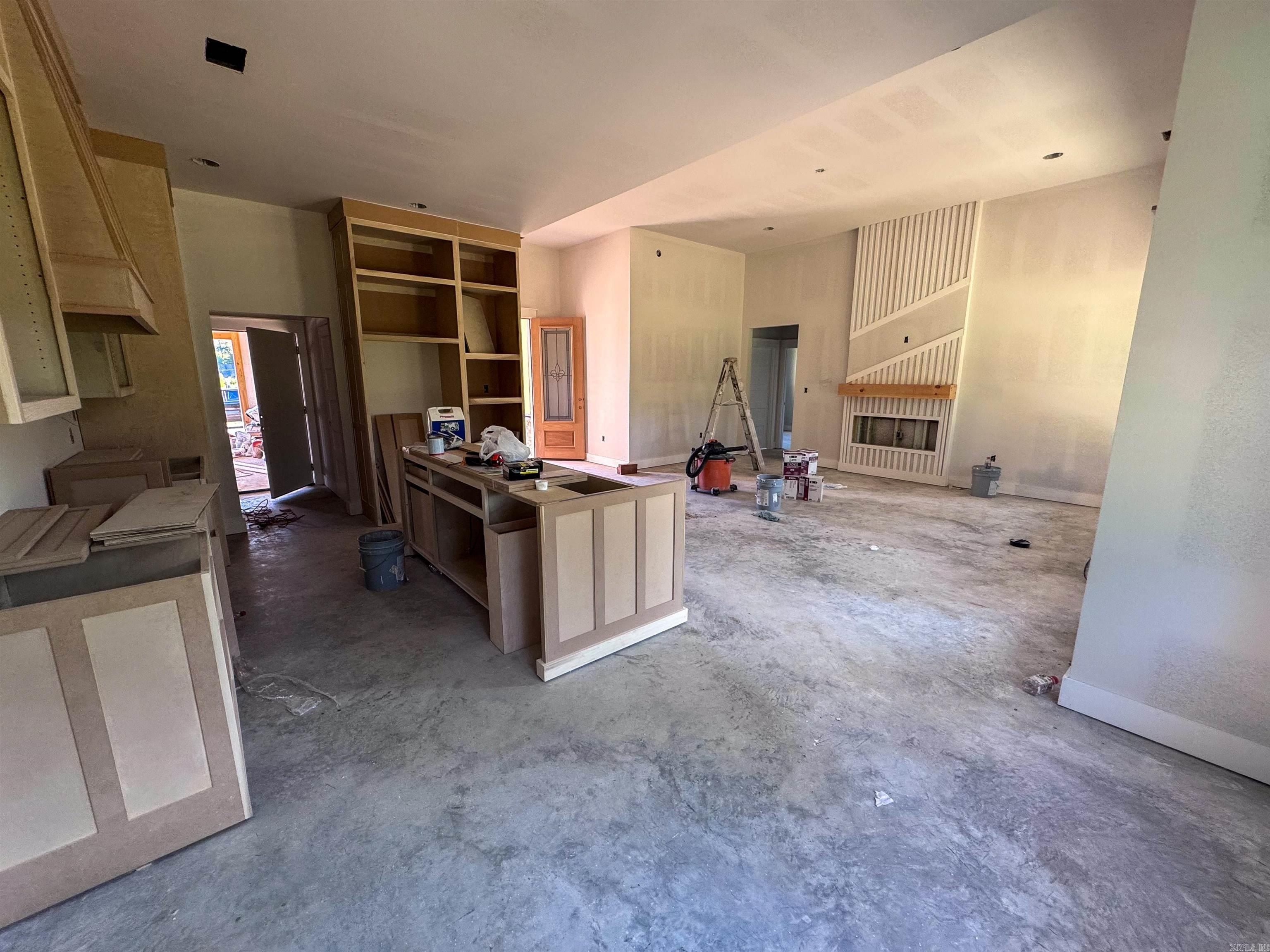 4845 Coronell Way. Alexander, AR 72002