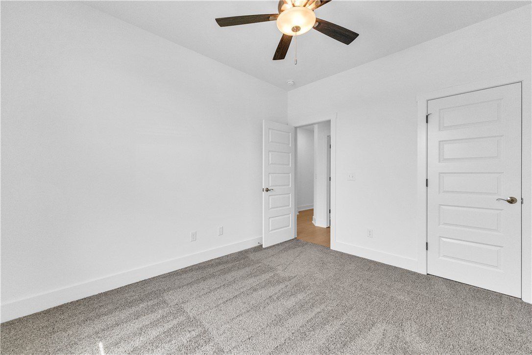 7014 Sw Orange Avenue. Bentonville, AR 72713
