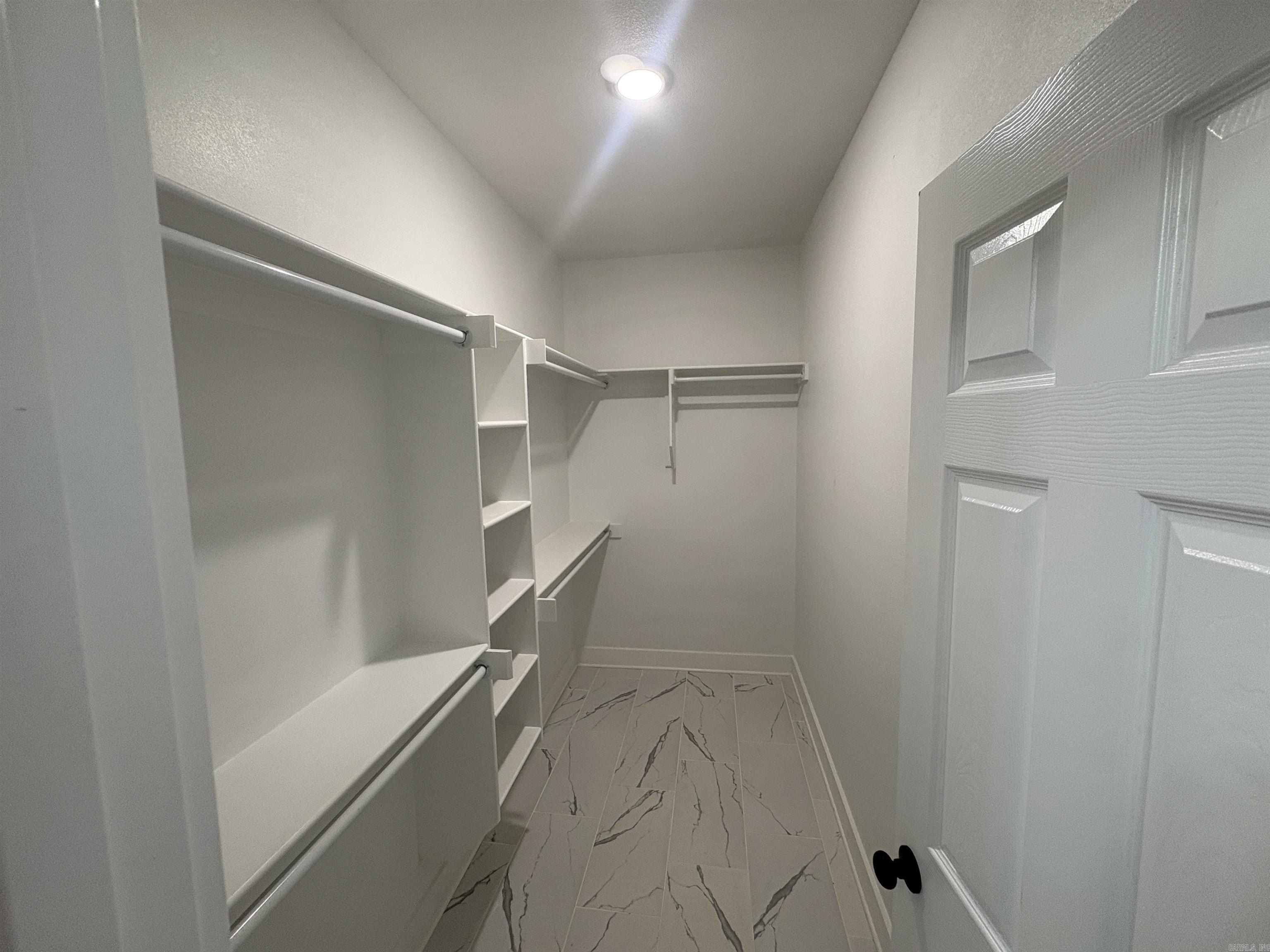 129 Coal Mountain 5 Road. El Paso, AR 72045