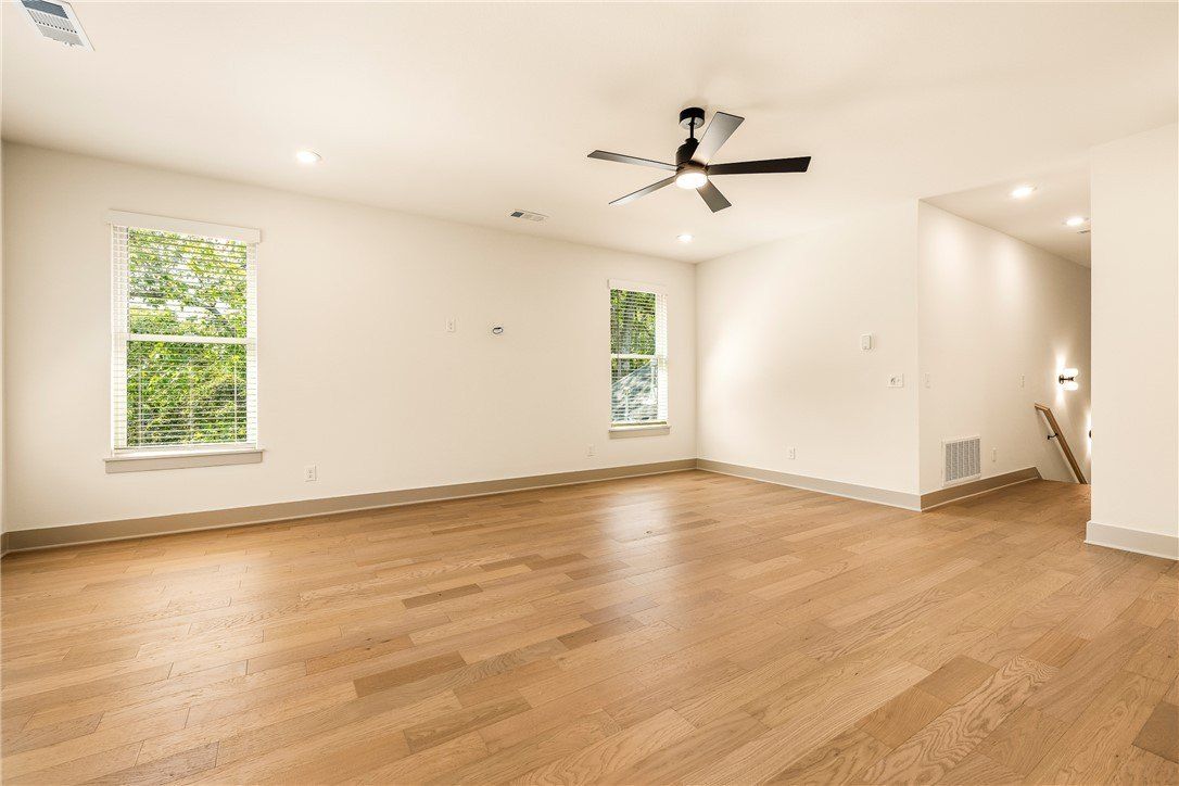 5201 Joe Lane. Rogers, AR 72756
