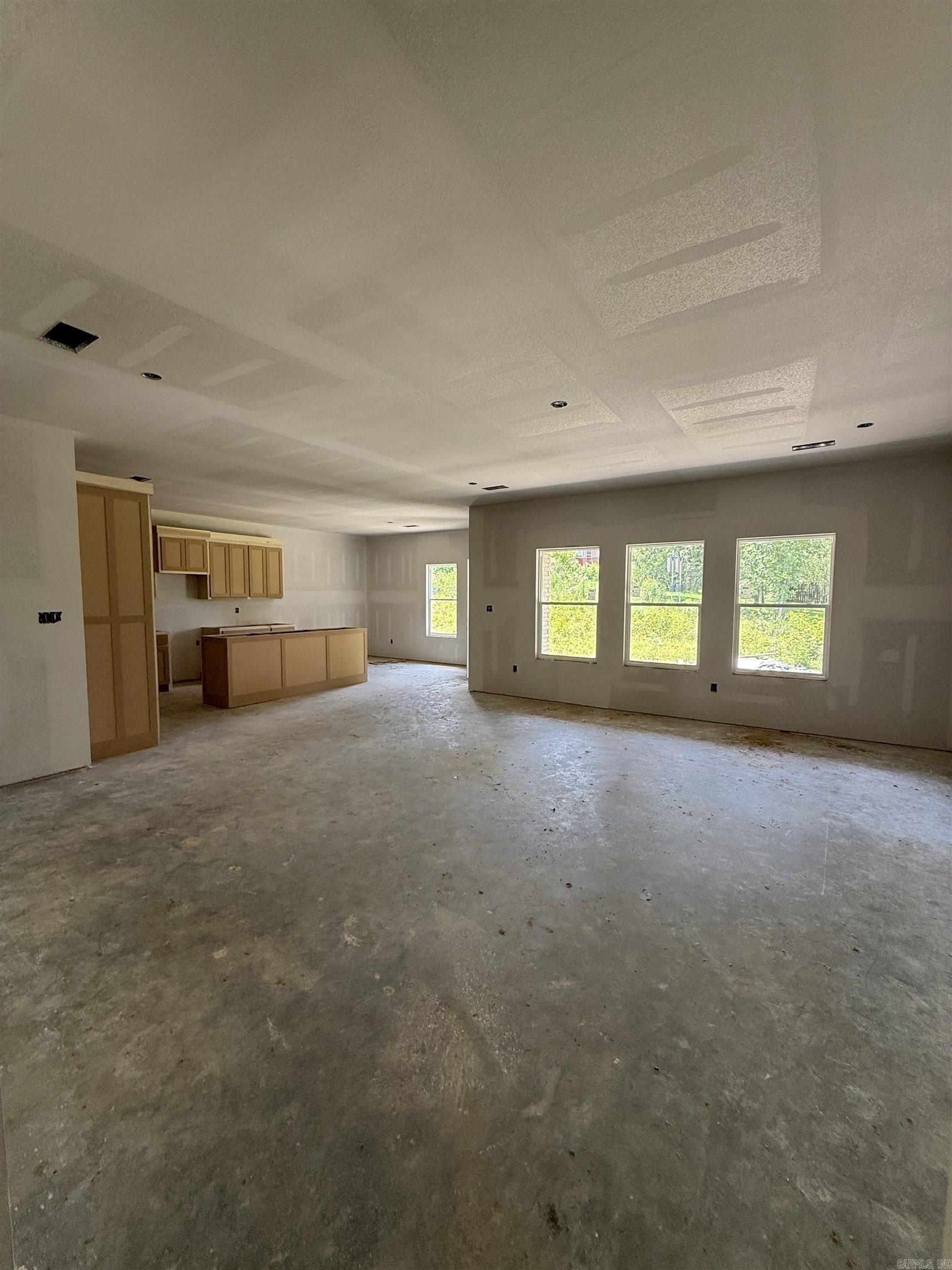 529 Madeleine Circle. Austin, AR 72007