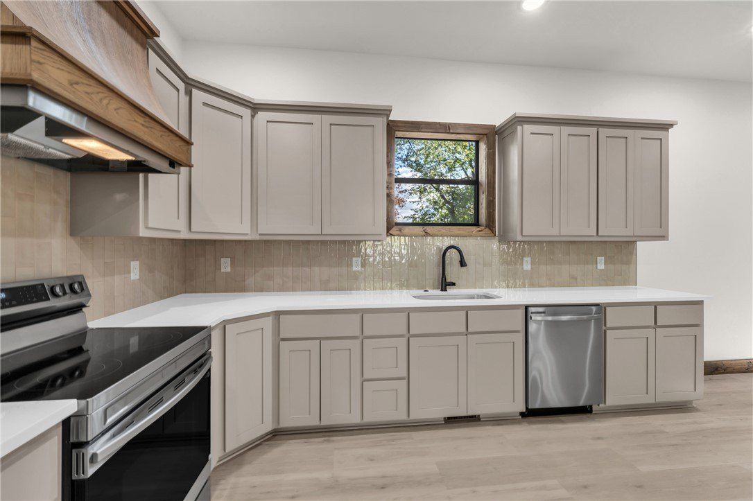 13989 Gentilly Road. Rogers, AR 72758