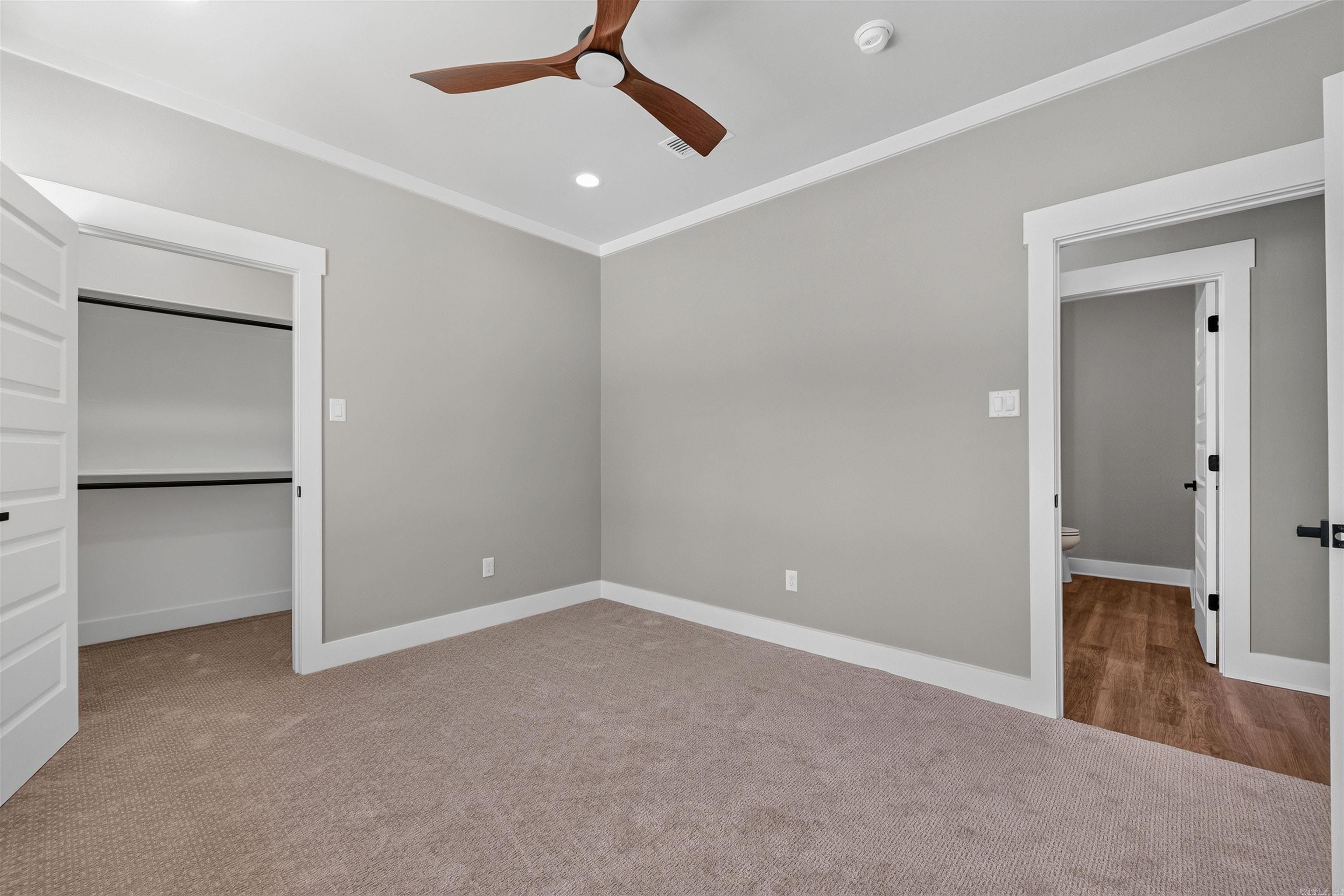 540 Valley Oak Drive. Sherwood, AR 72120