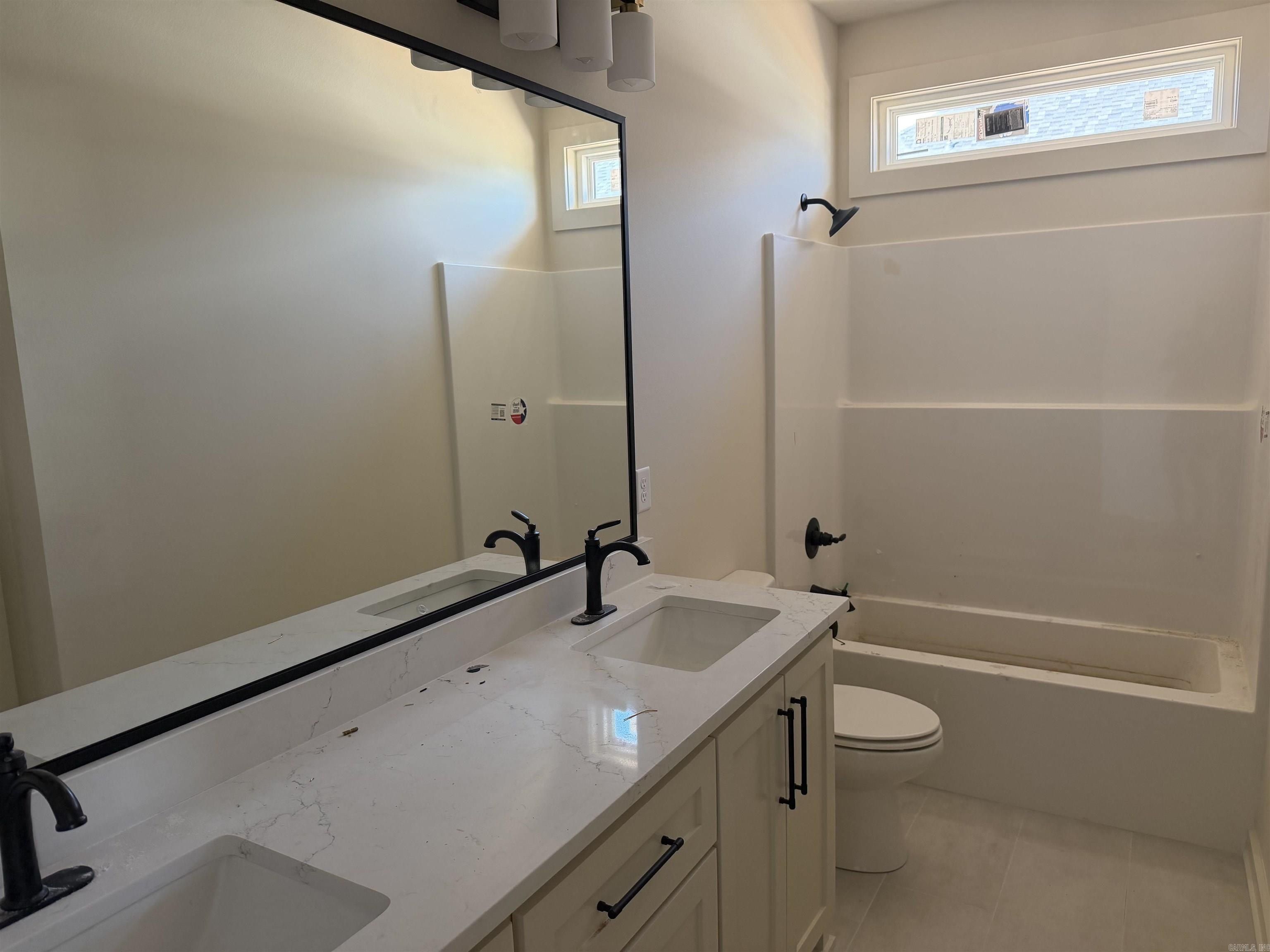 2326 Lakewood Circle. Cabot, AR 72023