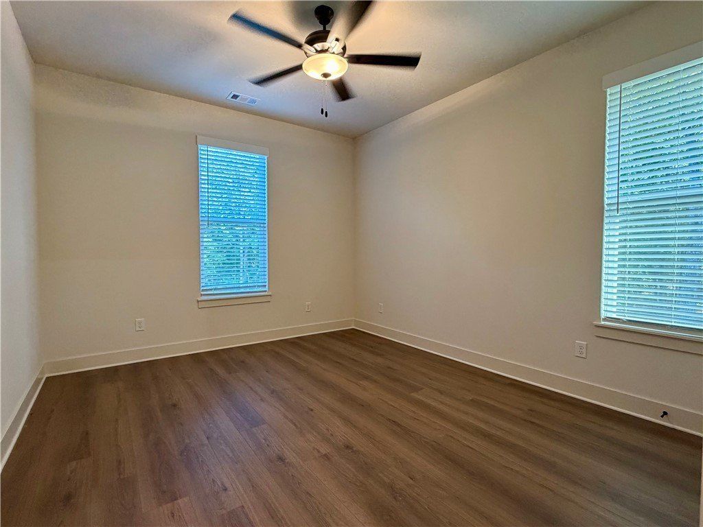 47 Glasgow Drive. Bella Vista, AR 72715