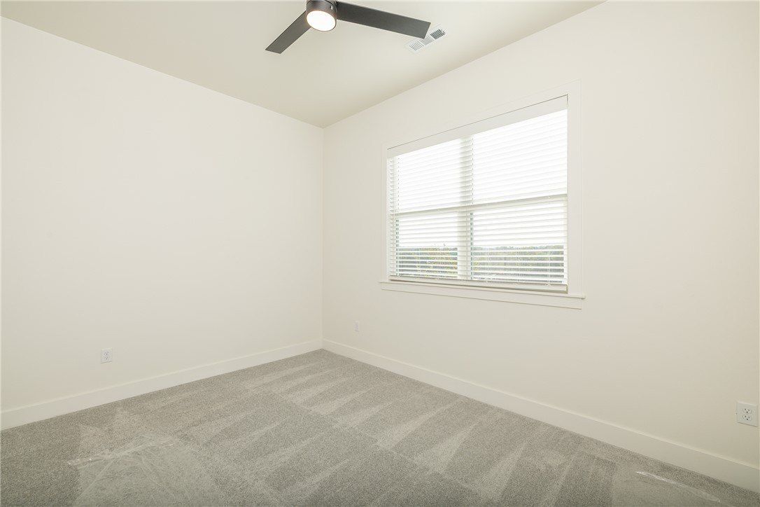 2946 N Old Wire Road. Fayetteville, AR 72703