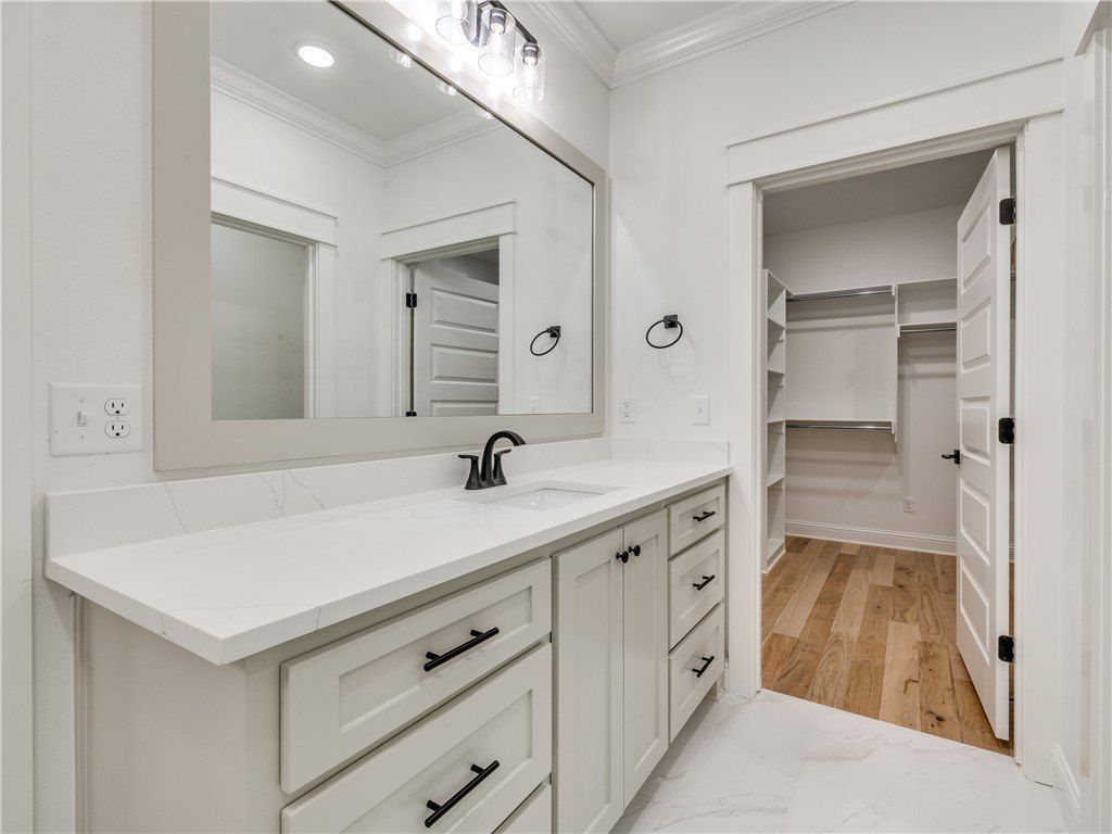 21 Portpatrick Lane. Bella Vista, AR 72715