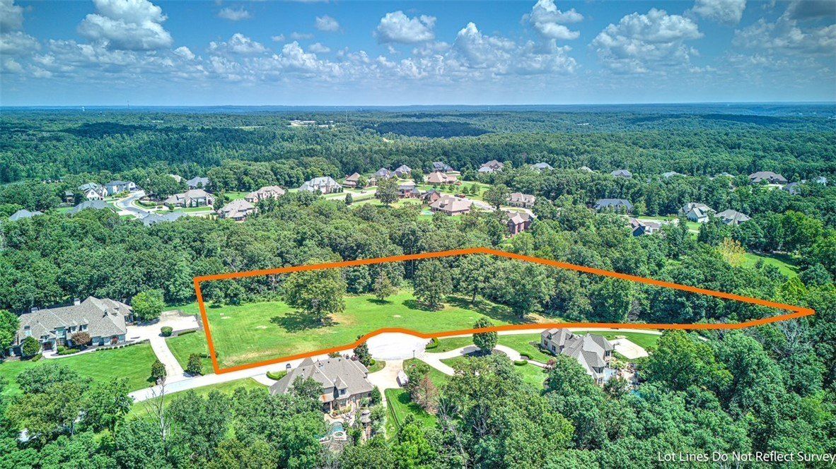 Pembrook Circle. Bentonville, AR 72712