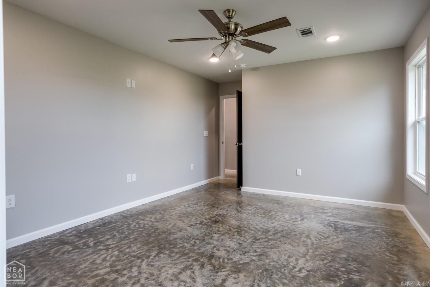 1807 Se Front Street. Hoxie, AR 72433