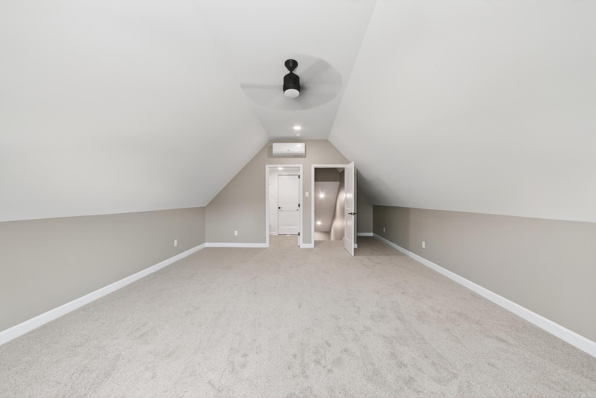 556 Valley Oak Drive. Sherwood, AR 72120