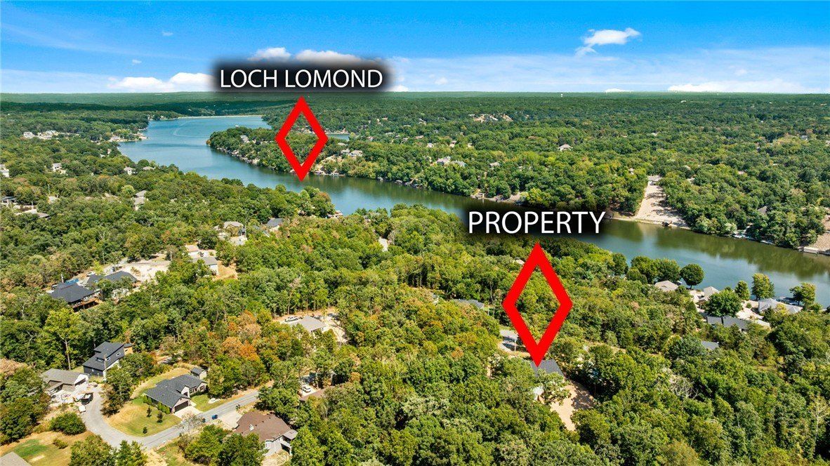 40 Kirkcolm Drive. Bella Vista, AR 72715