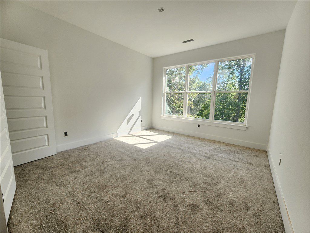 26 Wiltshire Drive. Bella Vista, AR 72714