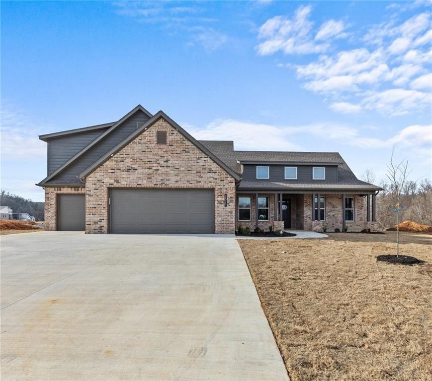 2517 Fairway  Cir. Pea Ridge, AR 72751