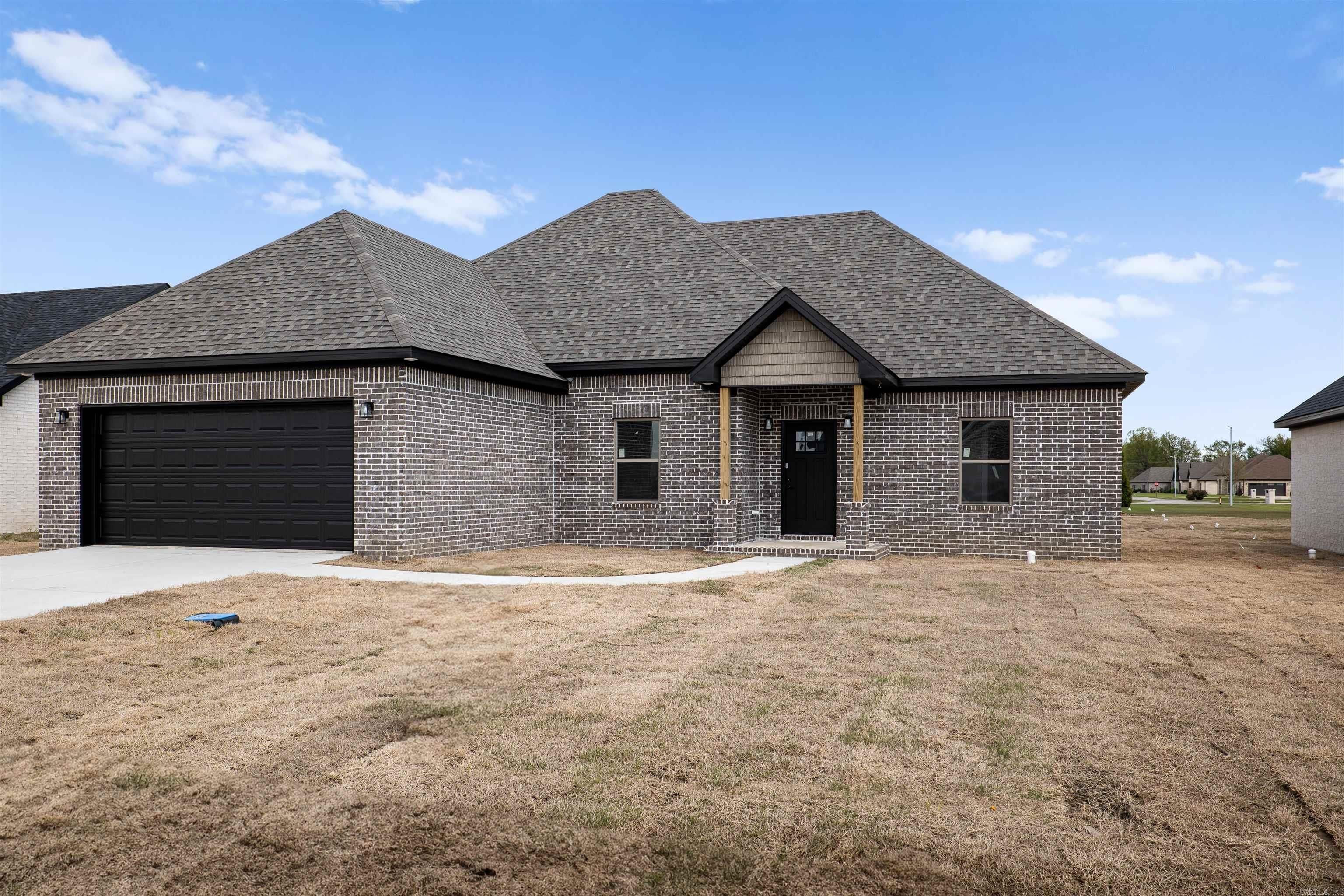 160 Pintail Pointe. Manila, AR 72442