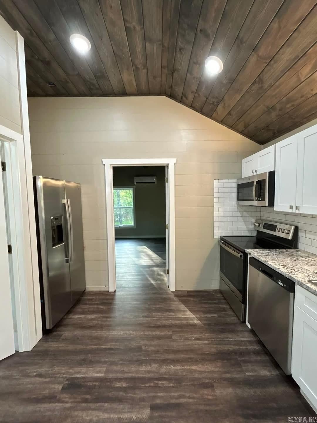 1902 E Republican Road. Cabot, AR 72023