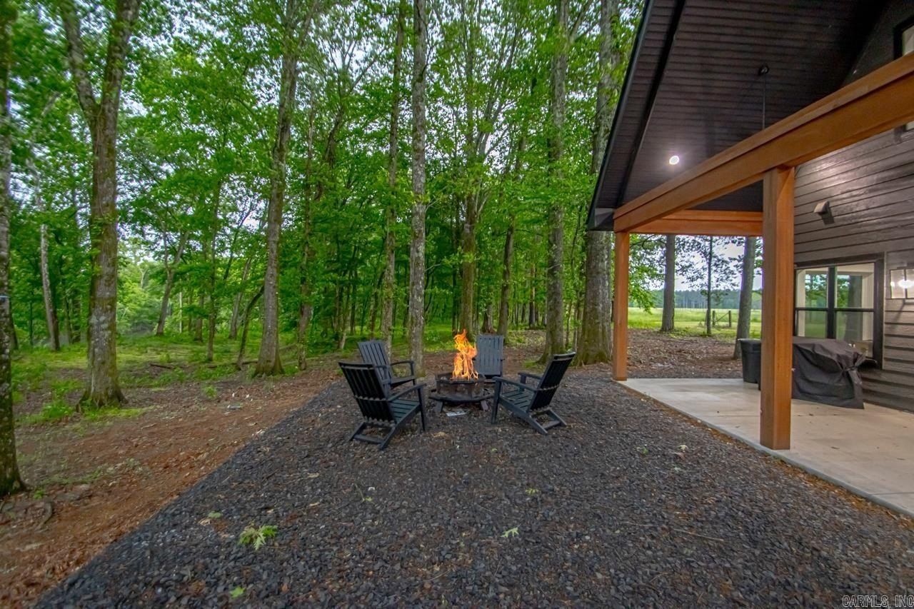 197 Sunshine Lane. Pangburn, AR 72121