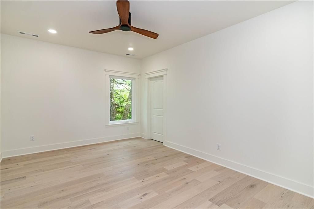 1615  N Garland  Ave. Fayetteville, AR 72703